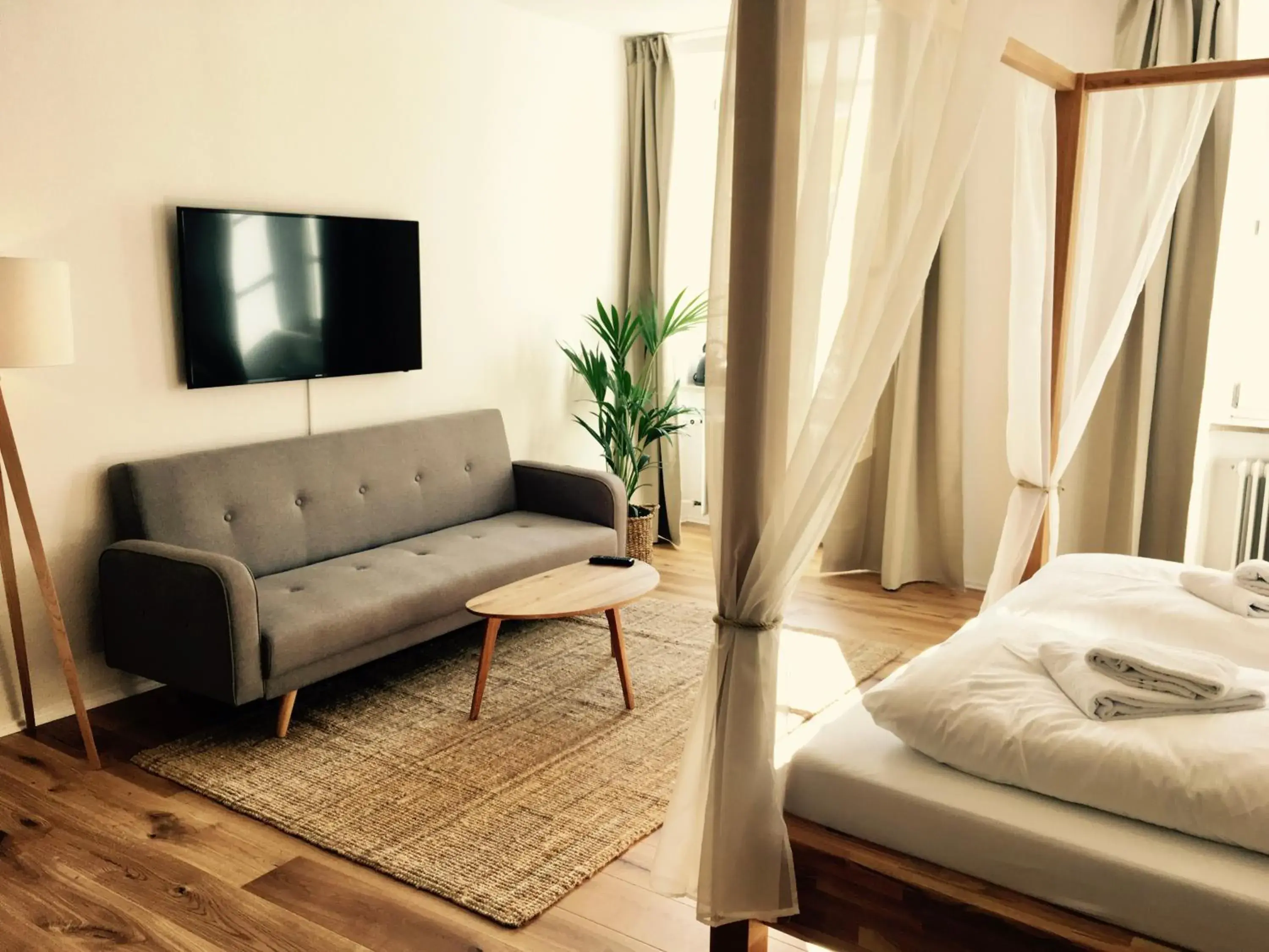 Suite with City View in Boutique Hotel Morgentau Suite with City View in Boutique Hotel Morgentau