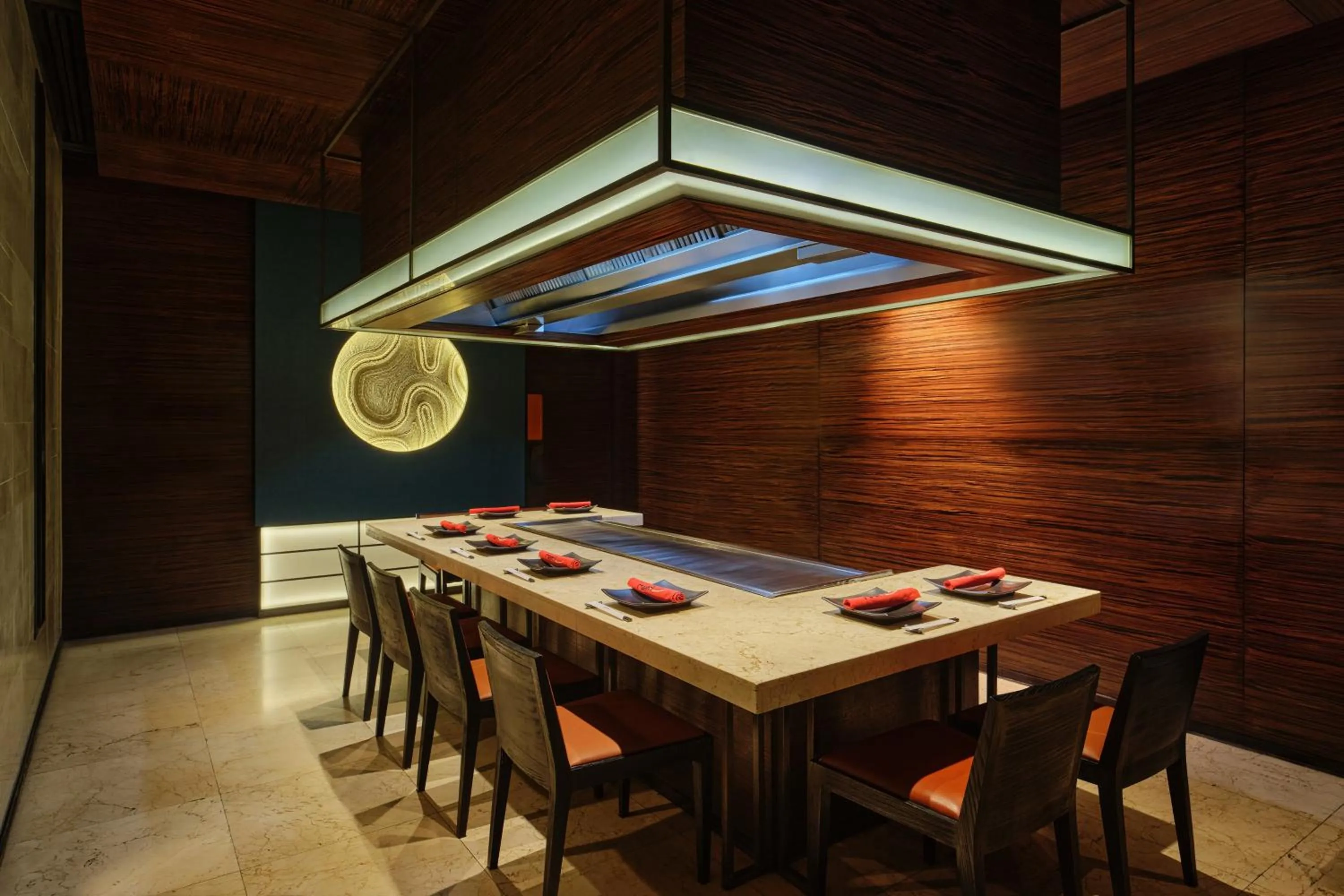 Restaurant/places to eat in JW Marriott Hotel Bangkok