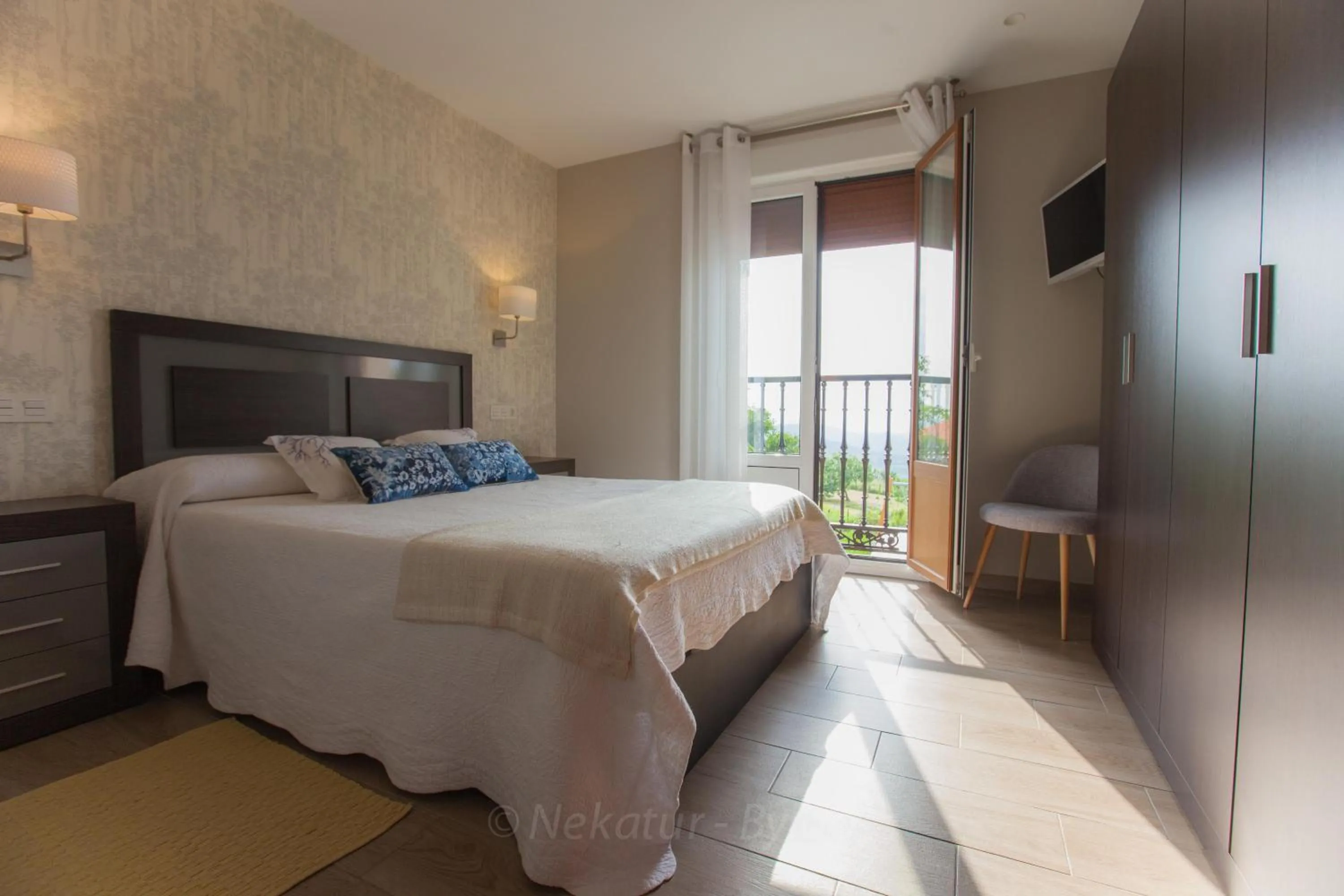 Bed in Endaneta Berri