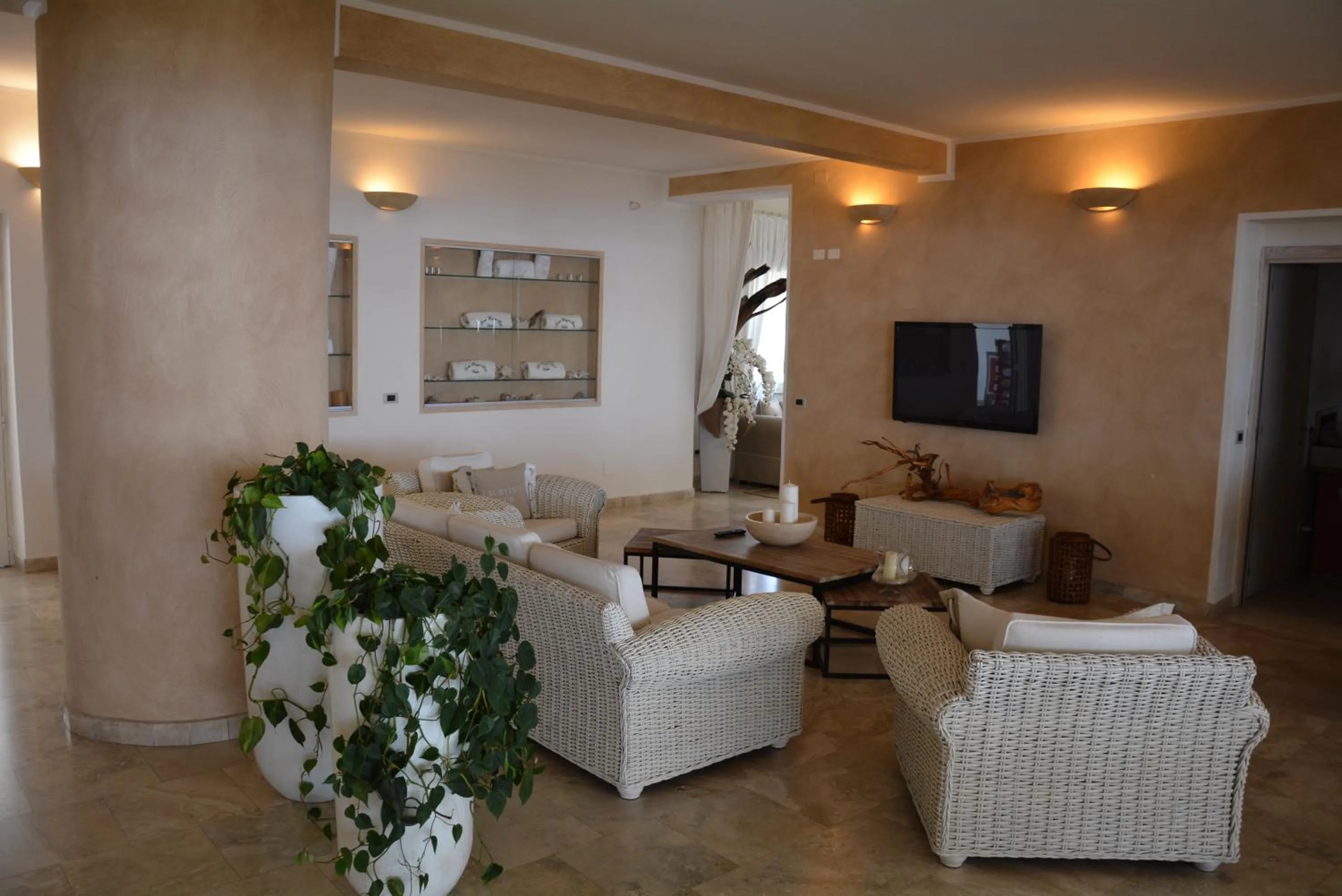 Communal lounge/ TV room in Hotel Bagni Lido