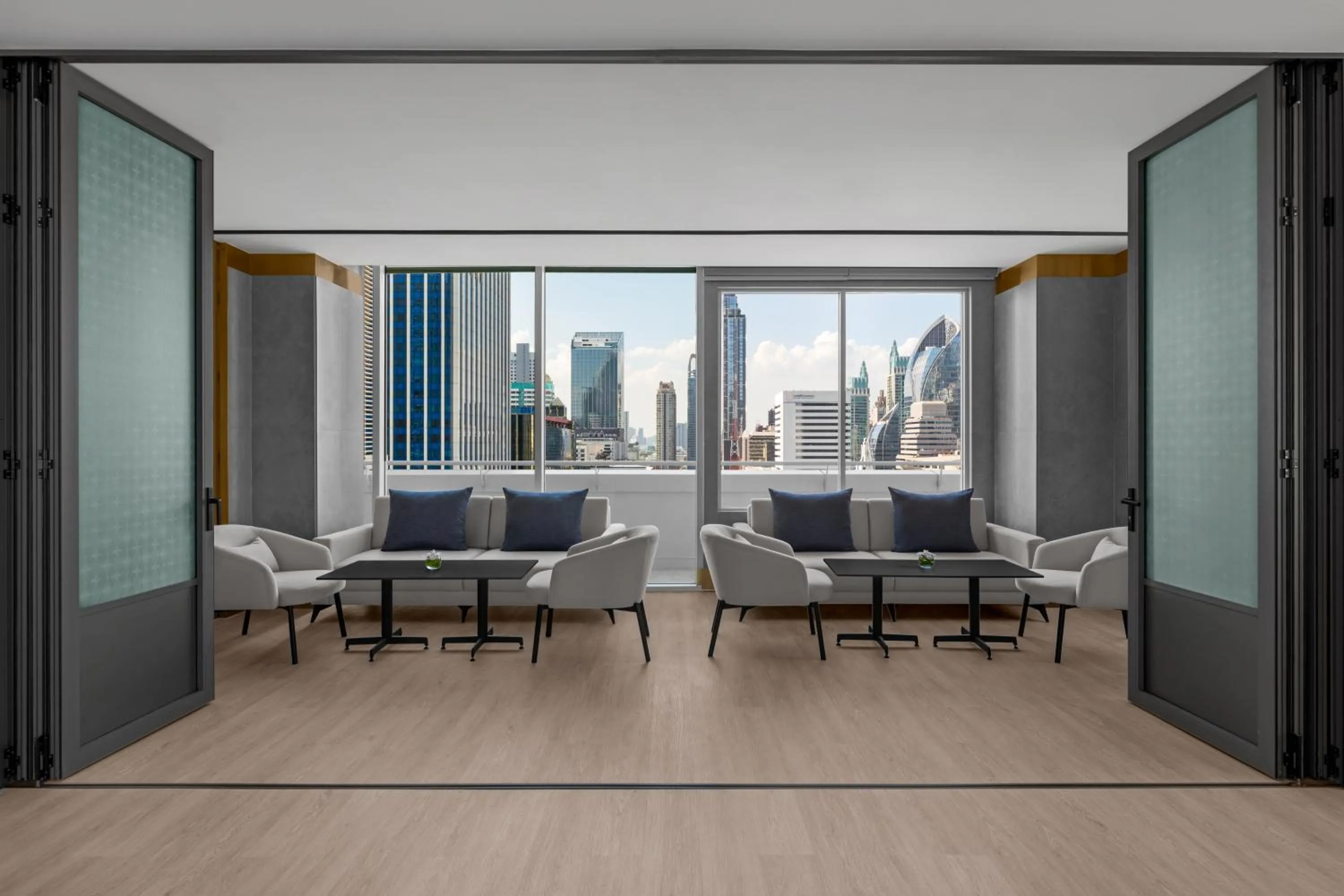 Meeting/conference room in Courtyard by Marriott Bangkok