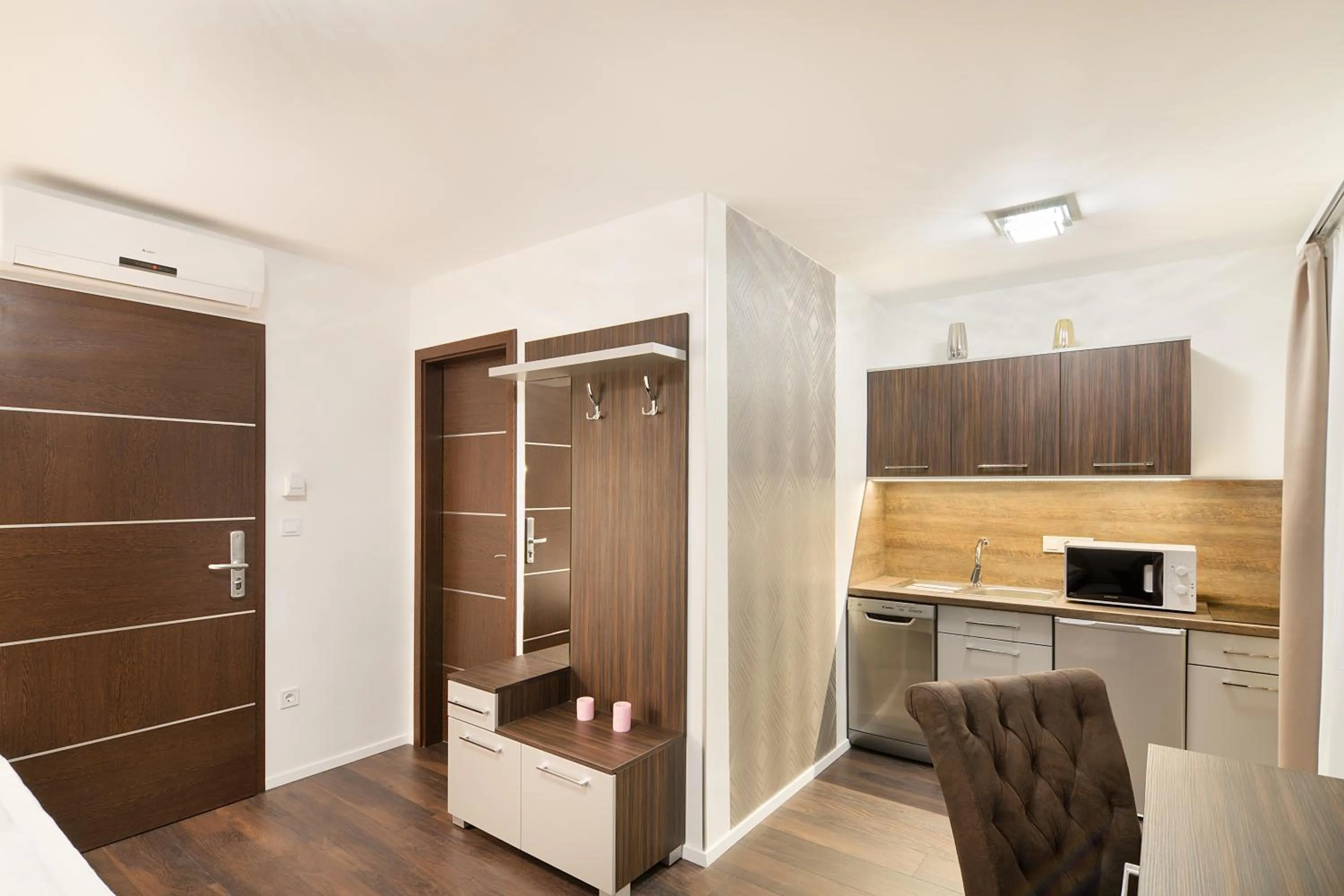 Paulay Downtown Apartments