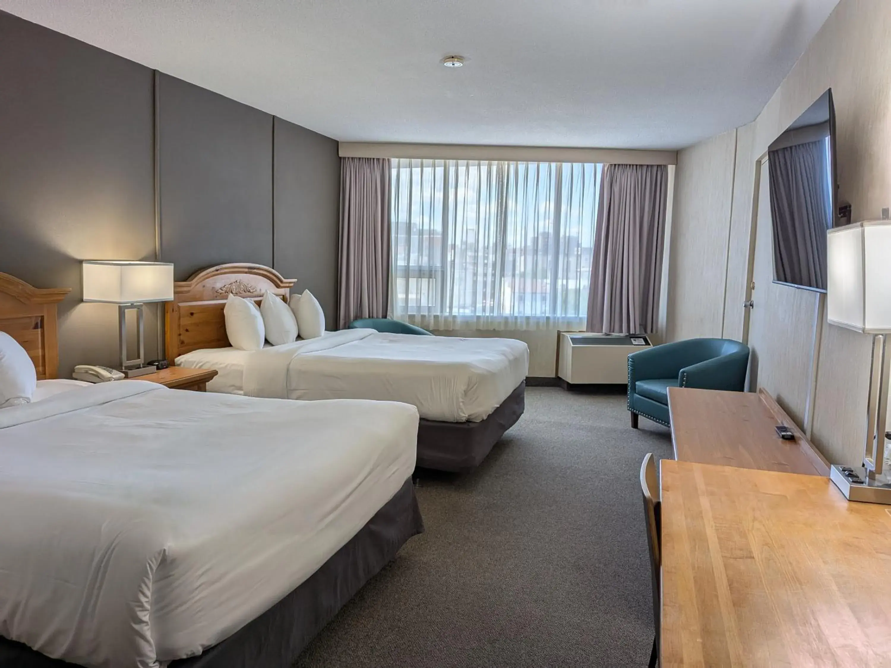 Queen Room with Two Queen Beds and City View in Confederation Place Hotel Queen Room with Two Queen Beds and City View in Confederation Place Hotel