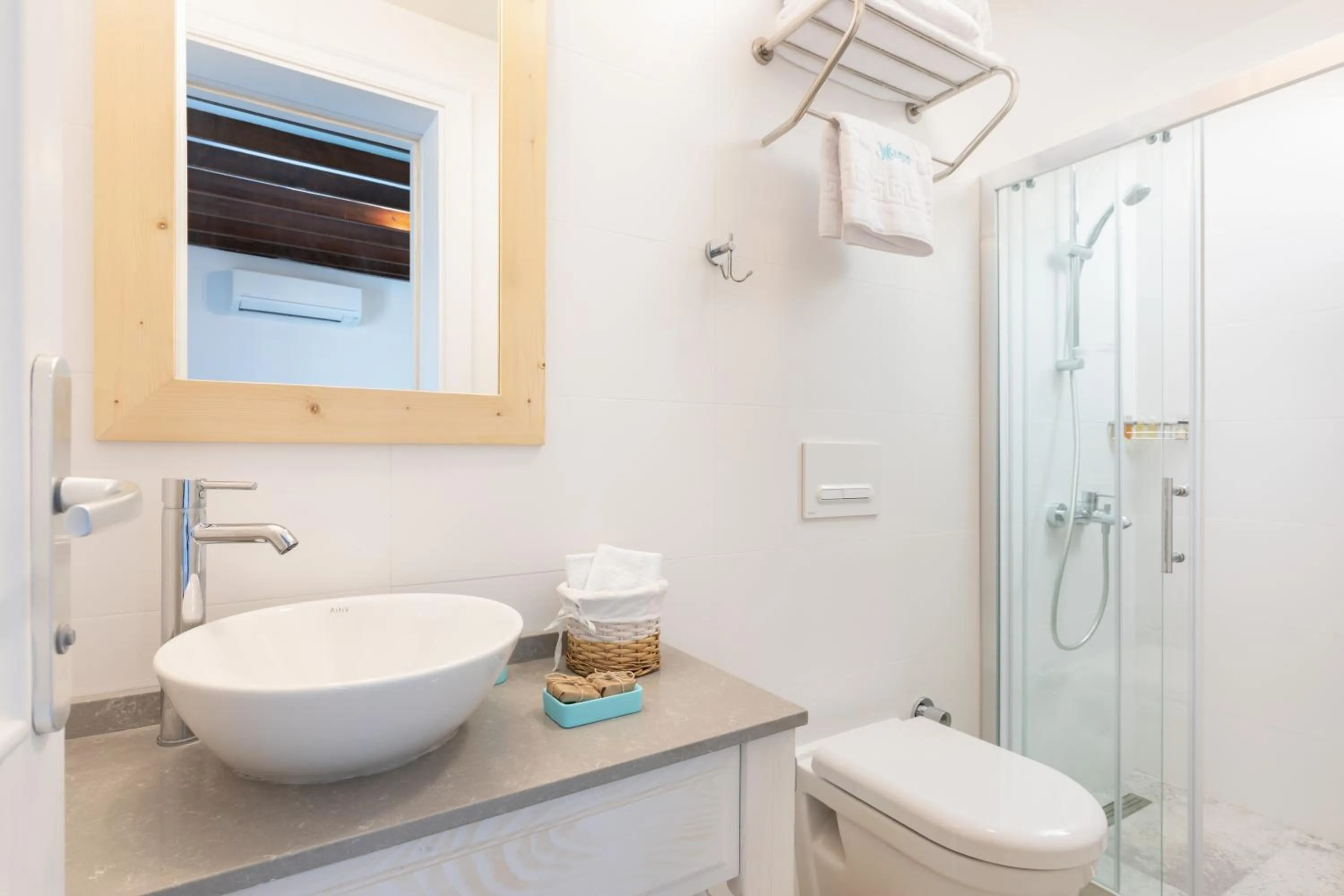 Bathroom in Monza House Otel