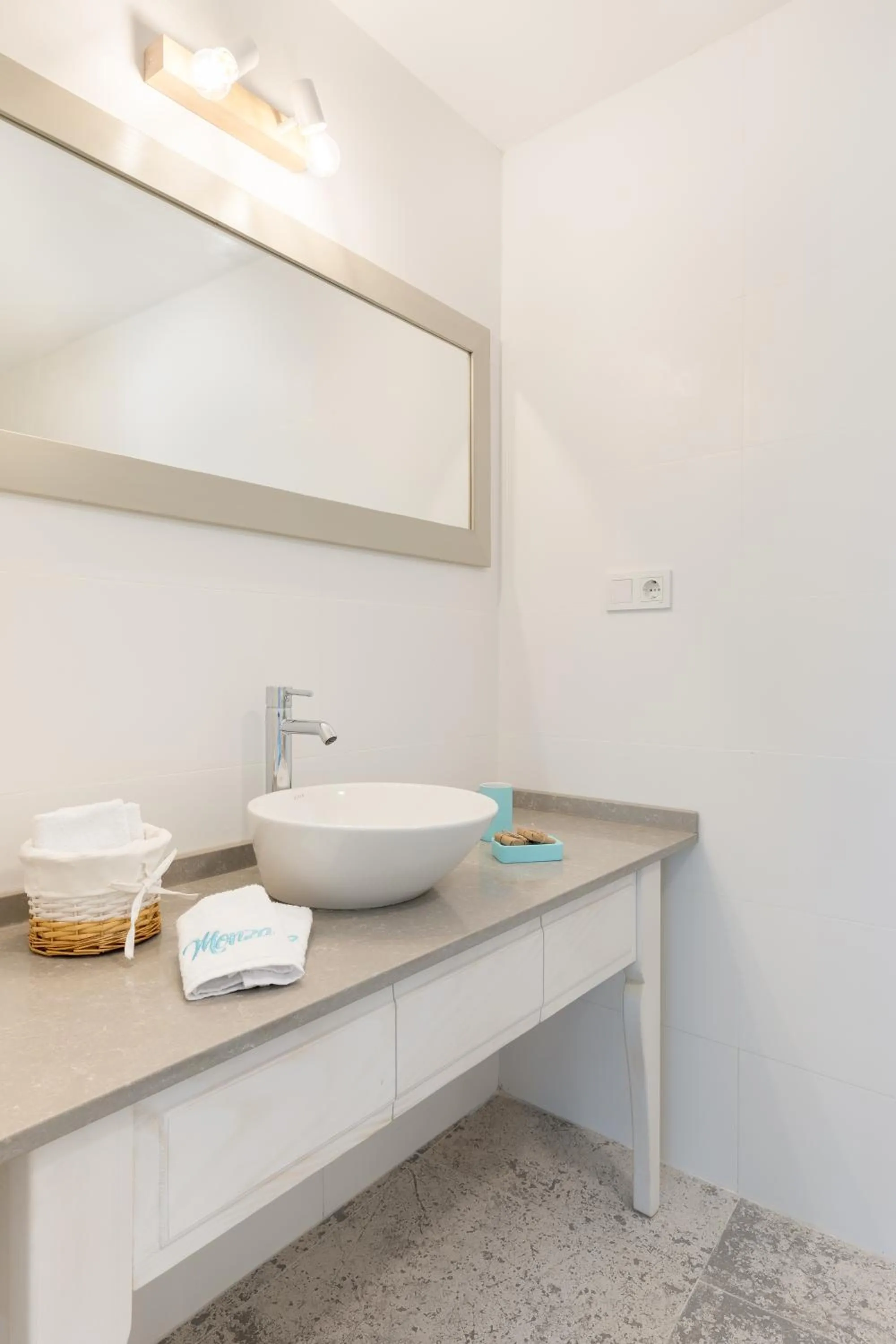 Bathroom in Monza House Otel