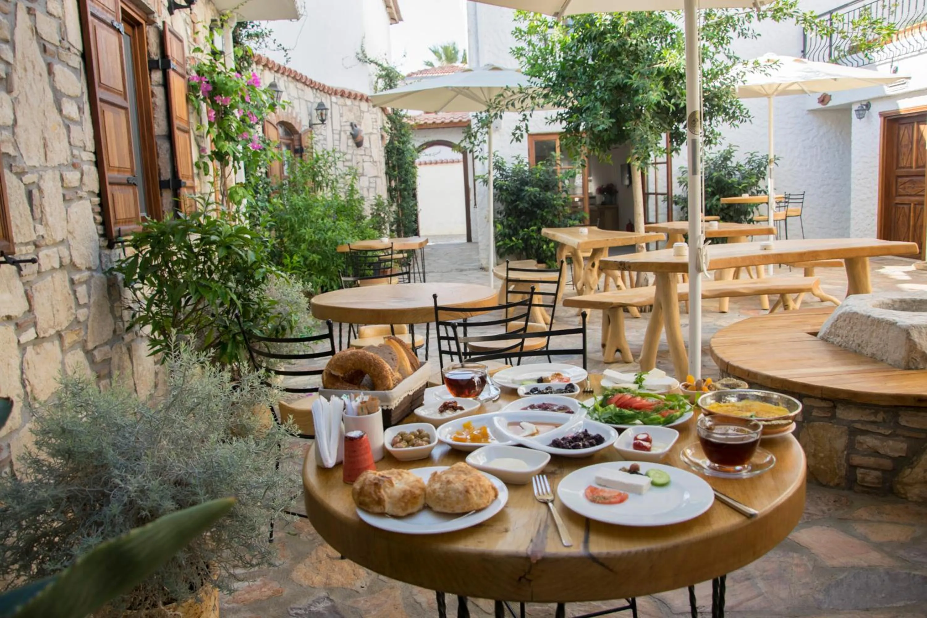 Breakfast in Monza House Otel