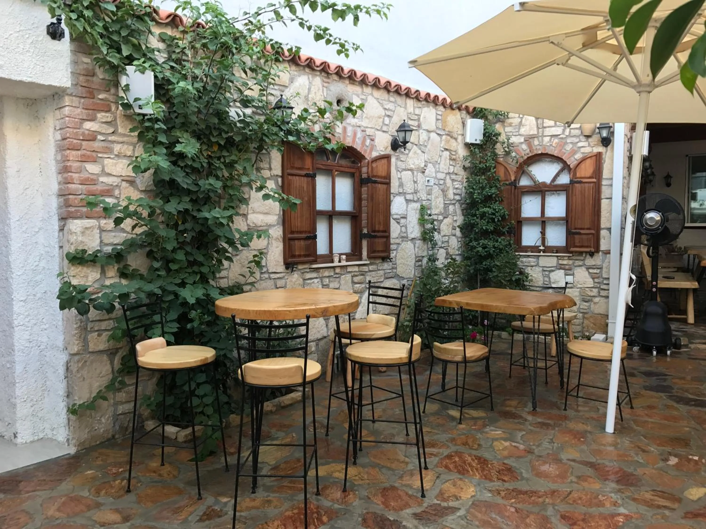 Garden in Monza House Otel