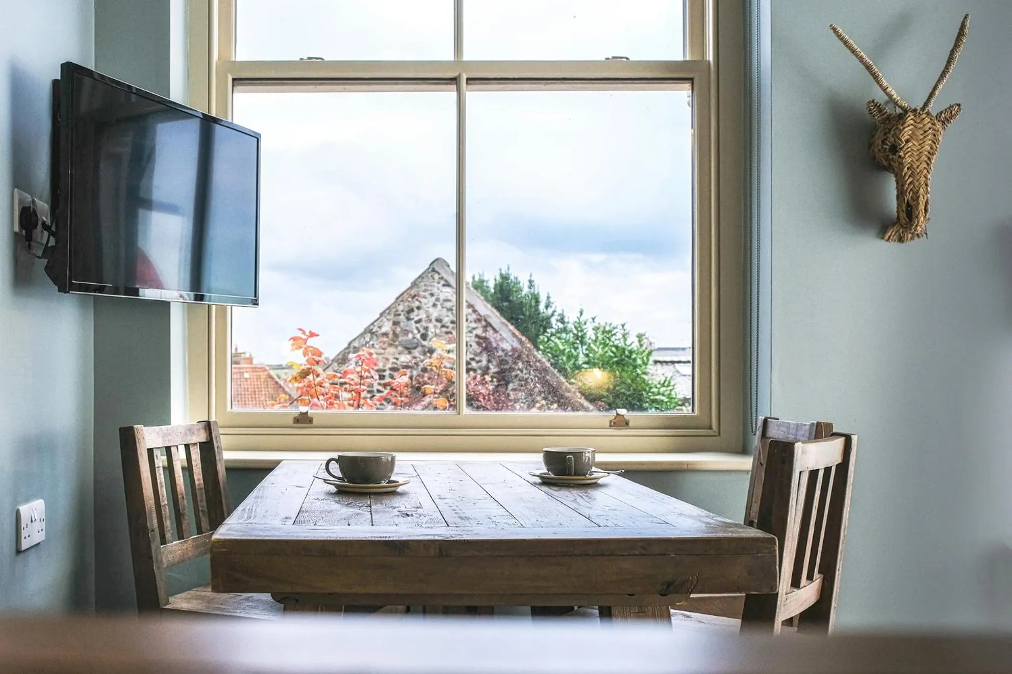 Dining area in The Globe Inn