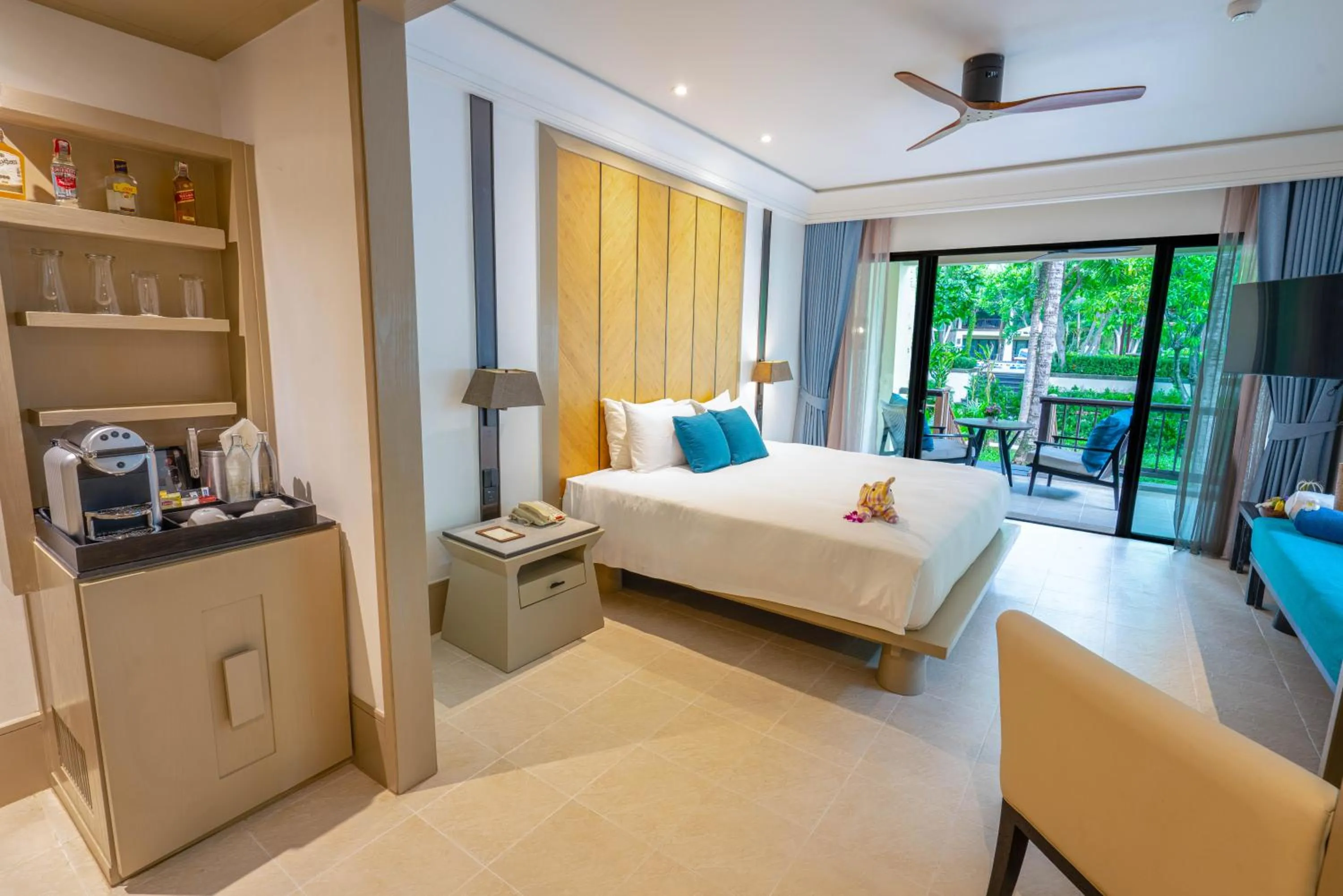 Property building, Bed in Layana Resort & Spa - Adult Only