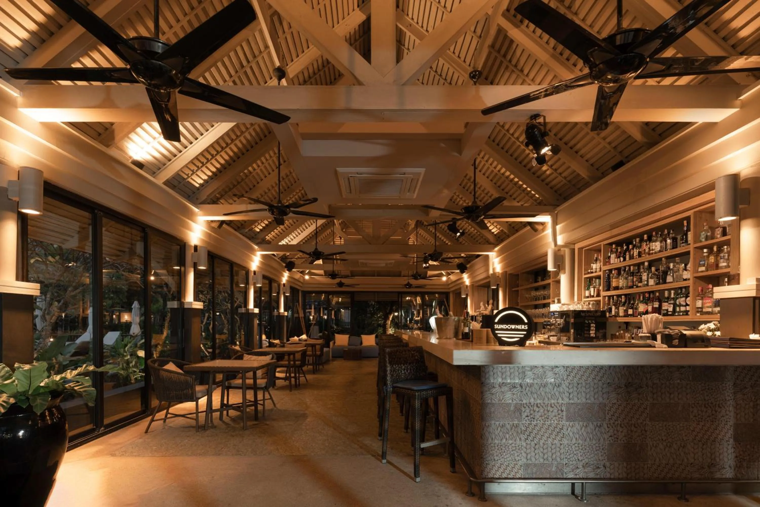 Lounge or bar in Layana Resort & Spa - Adult Only