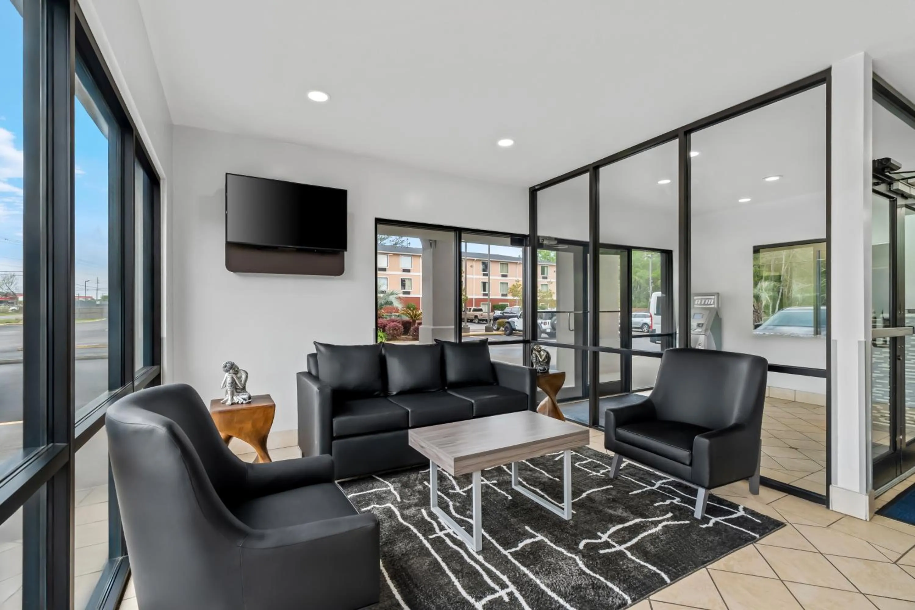 Seating area in Quality Inn & Suites Biloxi - Ocean Springs