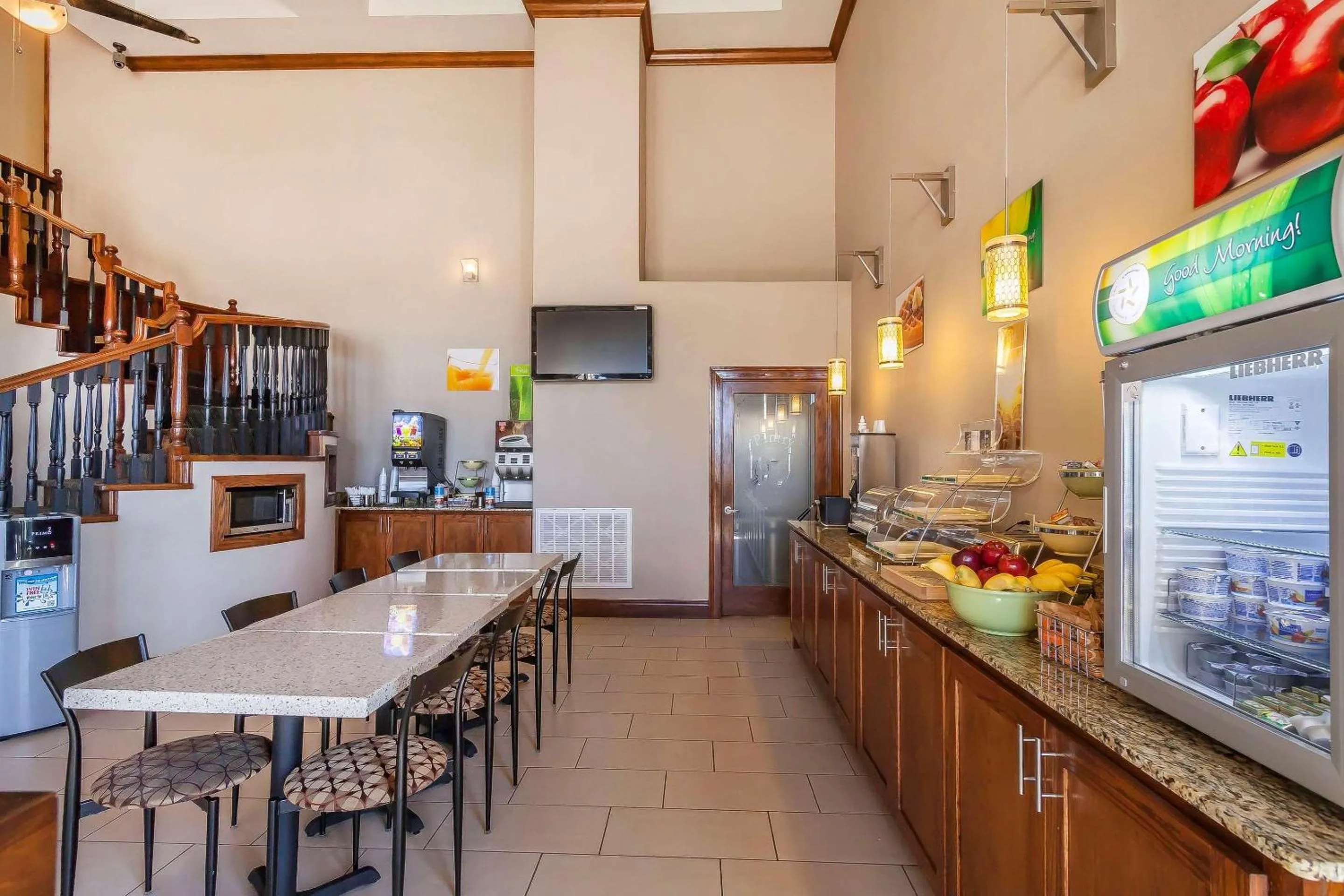 Restaurant/places to eat in Quality Inn & Suites Owasso US-169