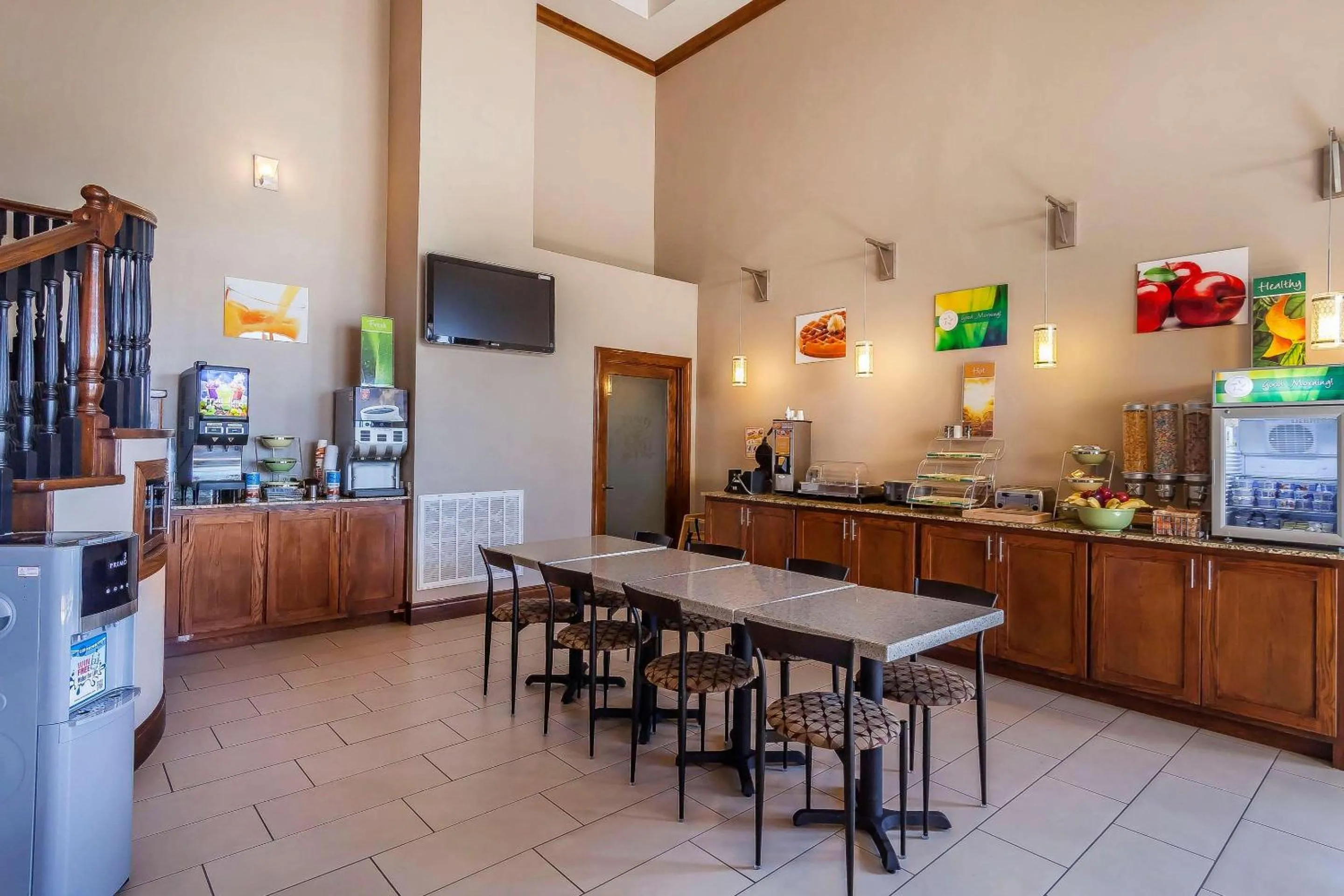 Restaurant/places to eat in Quality Inn & Suites Owasso US-169