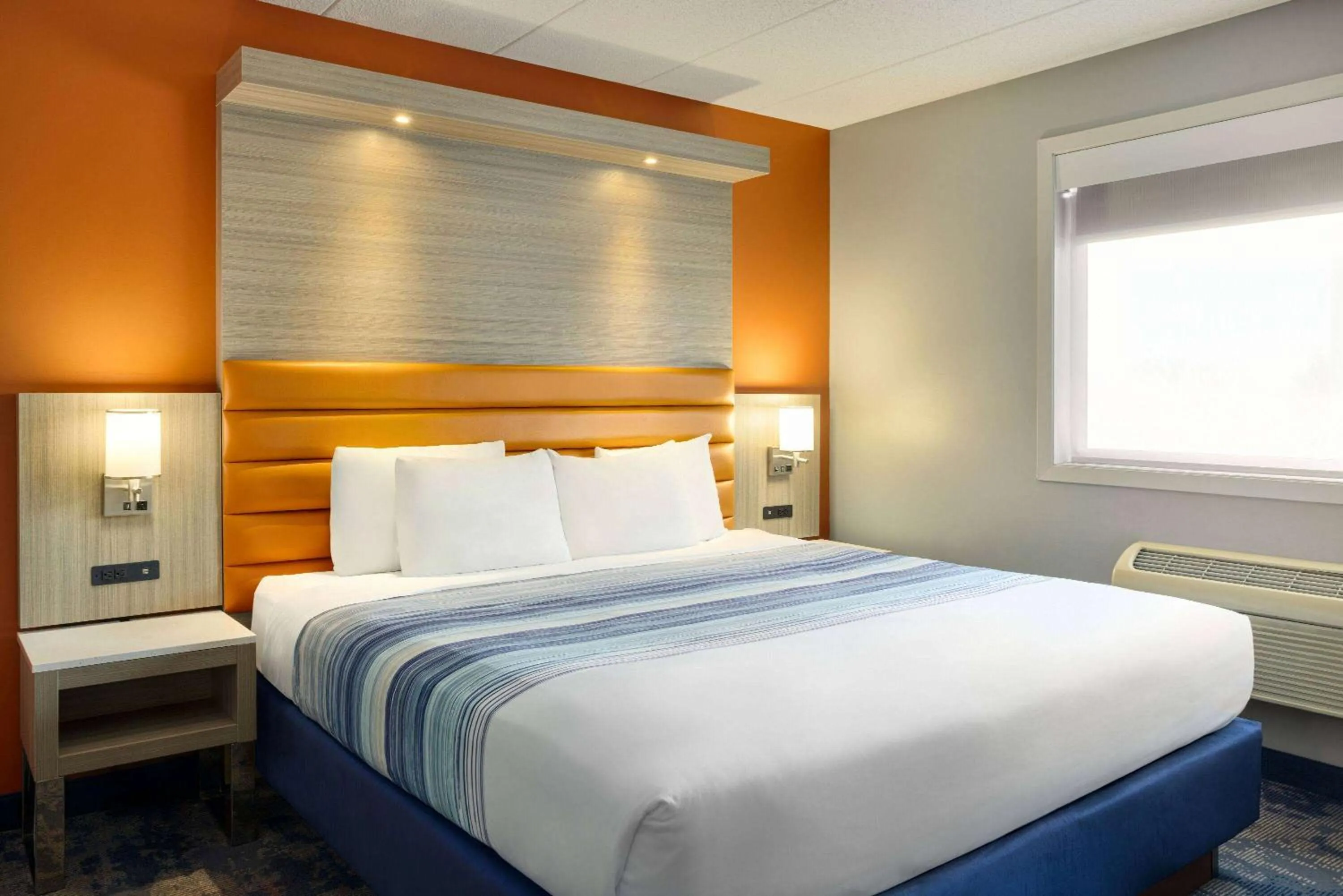 Photo of the whole room, Bed in AmericInn by Wyndham Inver Grove Heights Minneapolis