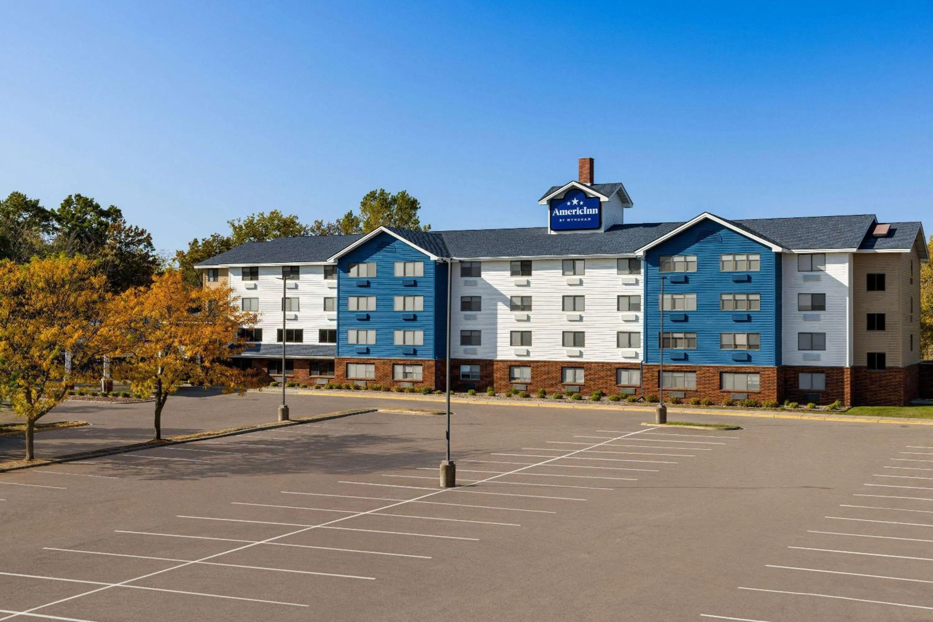 Property building in AmericInn by Wyndham Inver Grove Heights Minneapolis
