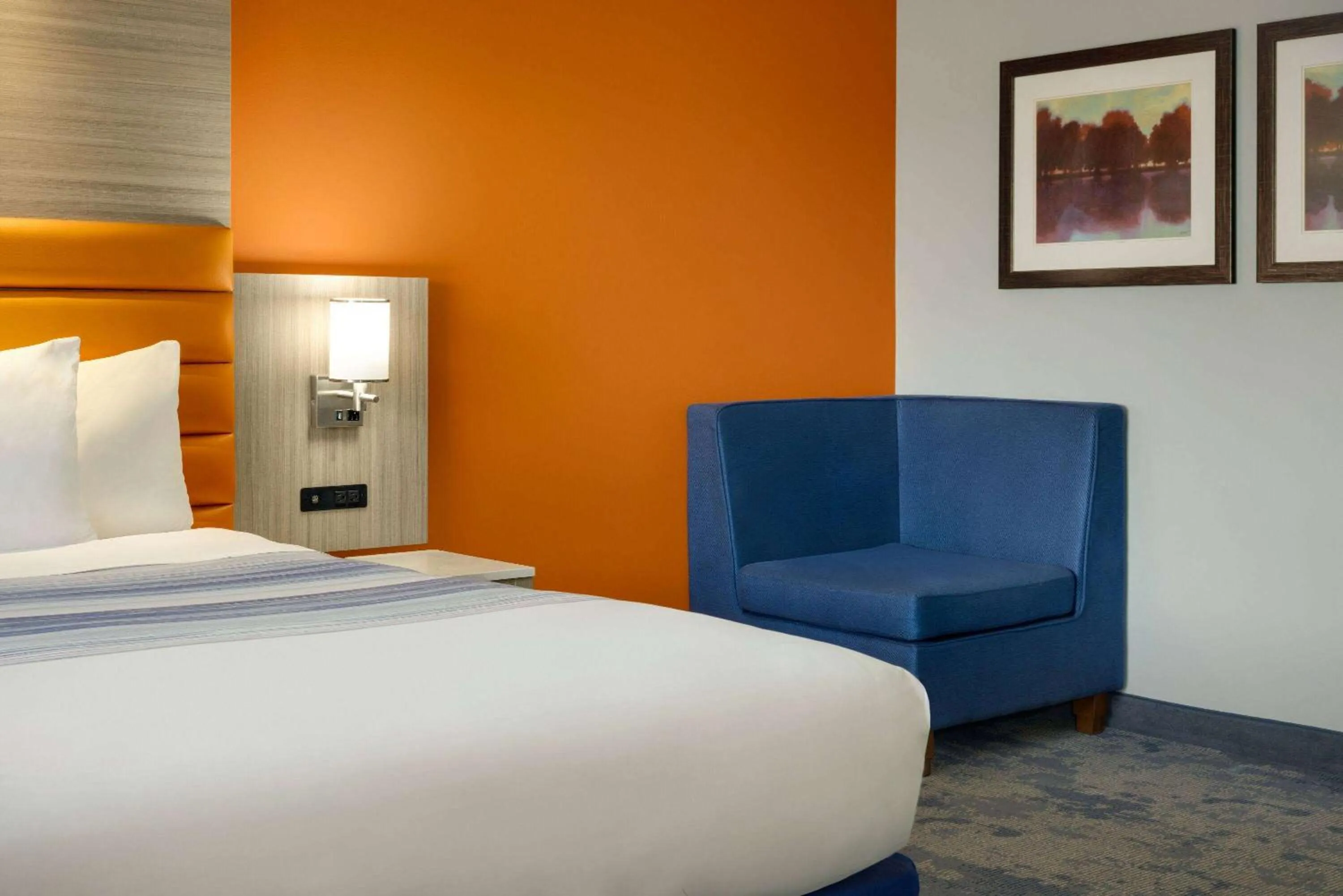 Photo of the whole room, Bed in AmericInn by Wyndham Inver Grove Heights Minneapolis
