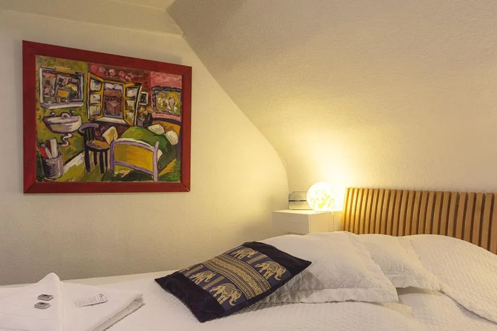 Bed in Frauenhotel Hanseatin - Women Only