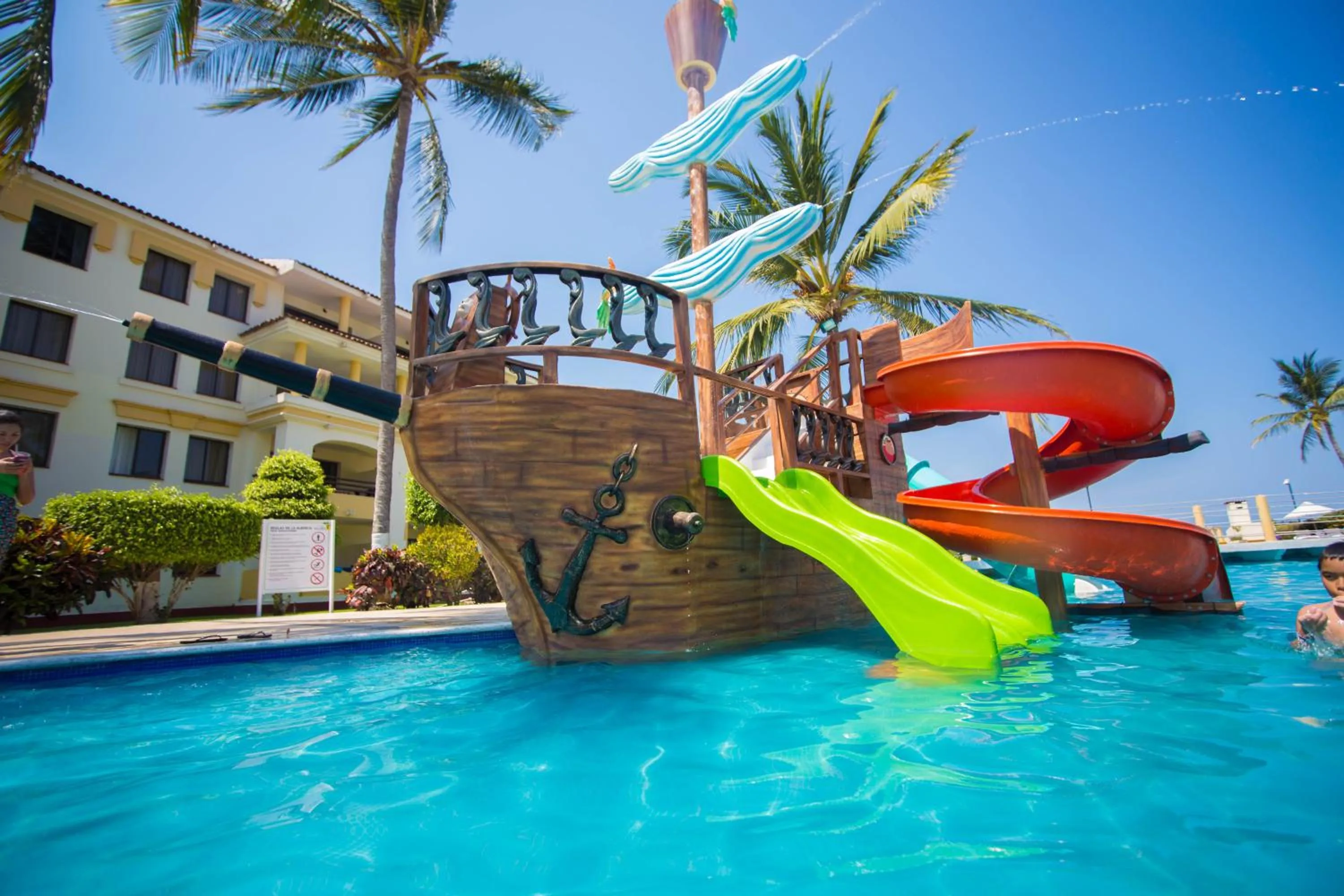 Swimming pool in Samba Vallarta All Inclusive