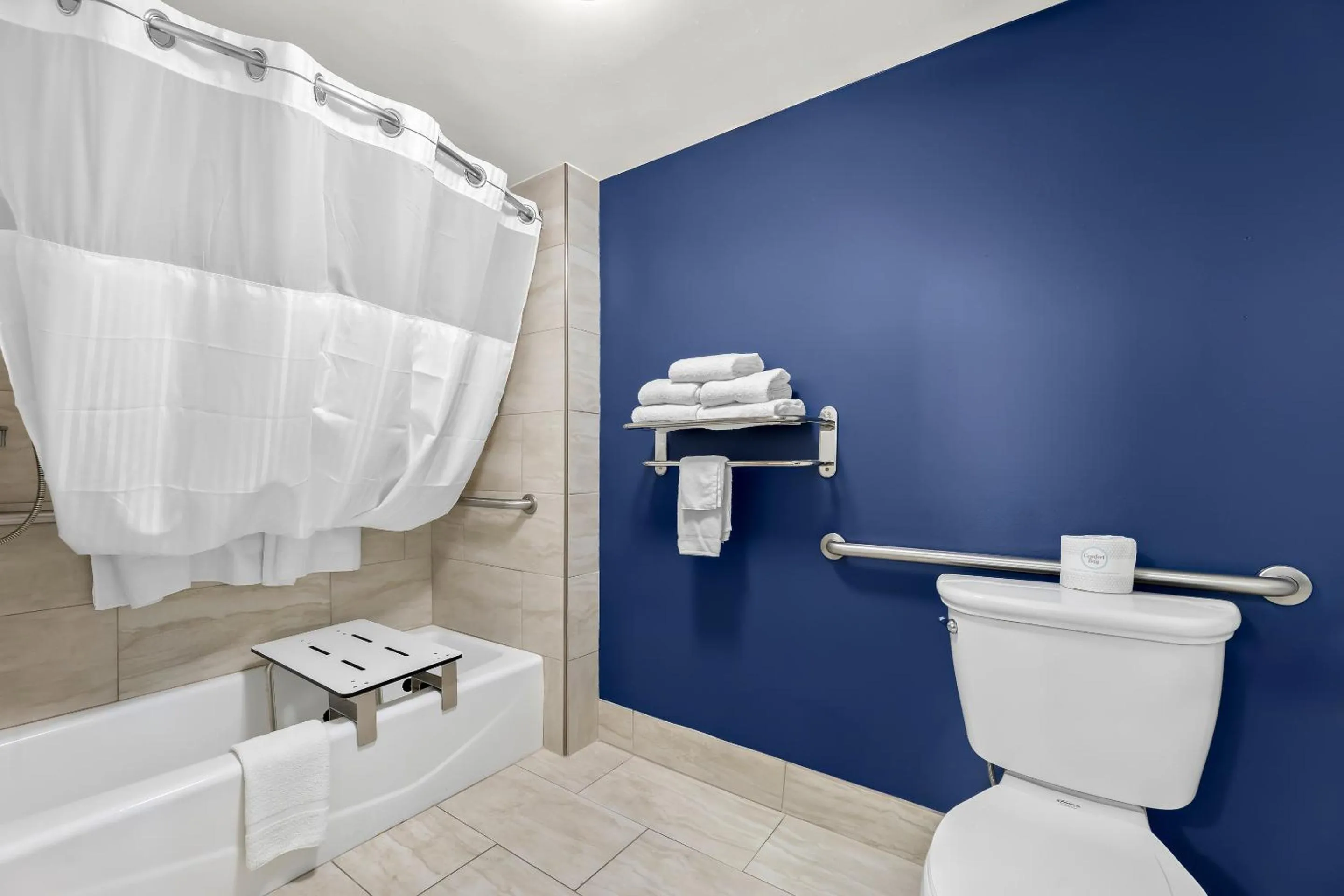 Shower in Spark By Hilton Biloxi Ocean Springs