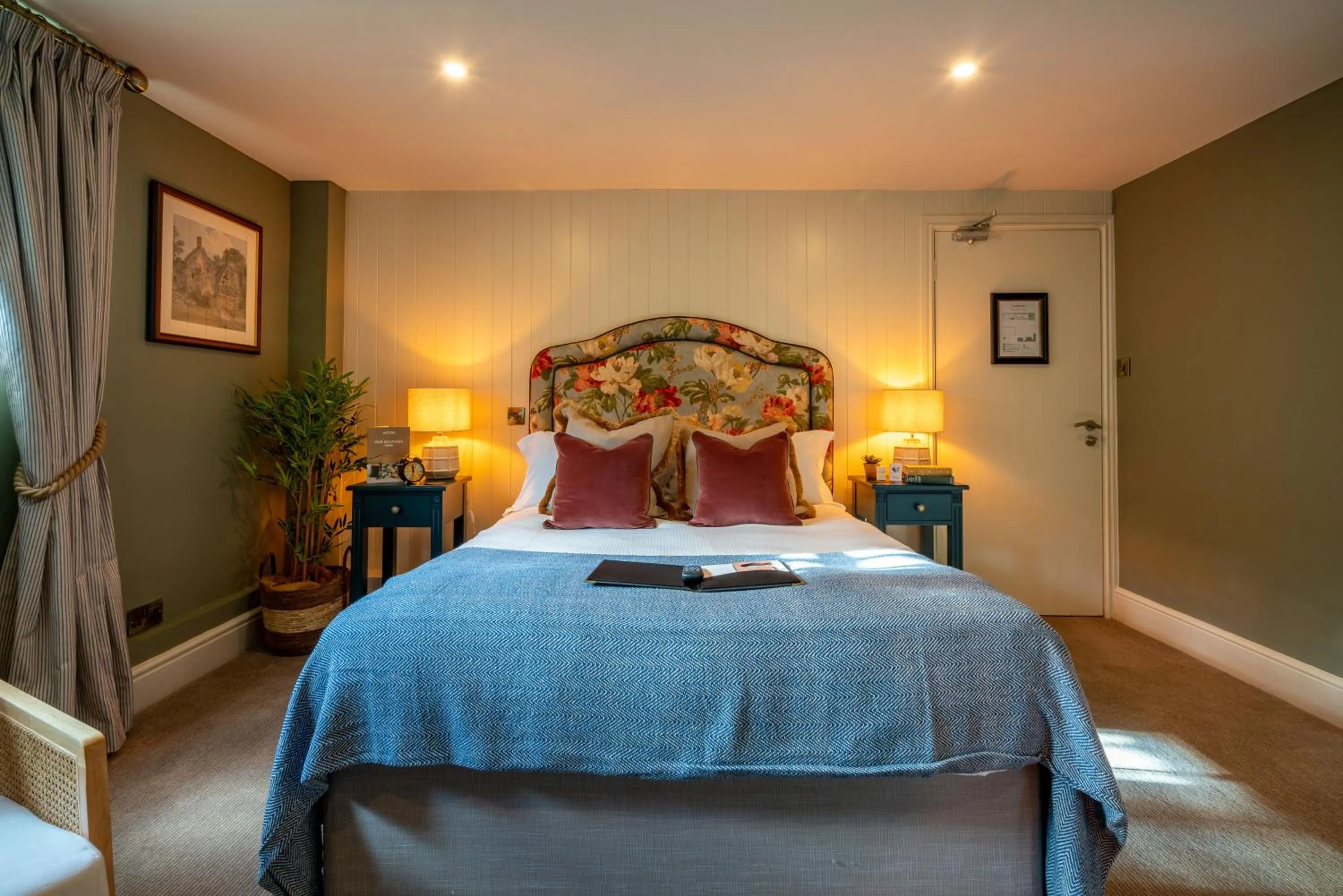 Superior King Room in The Northey Arms