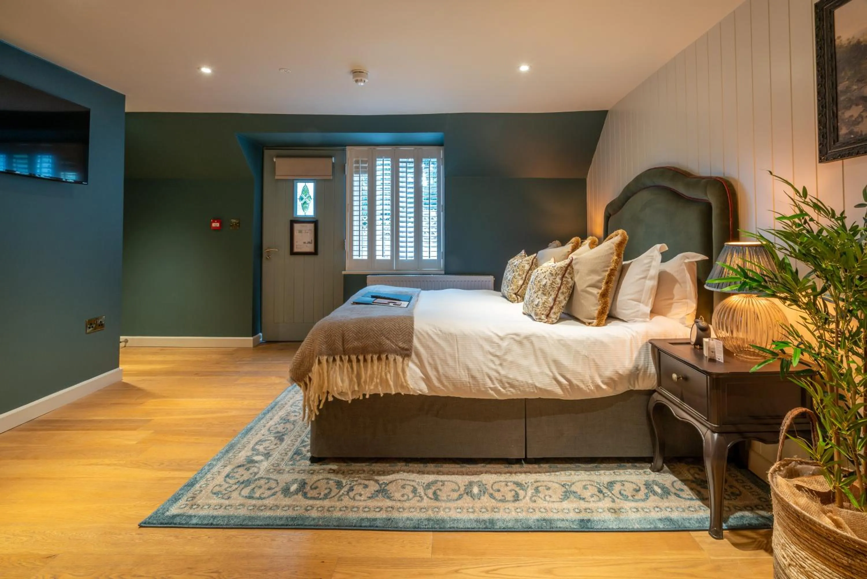 Family Room with Bathroom in The Northey Arms