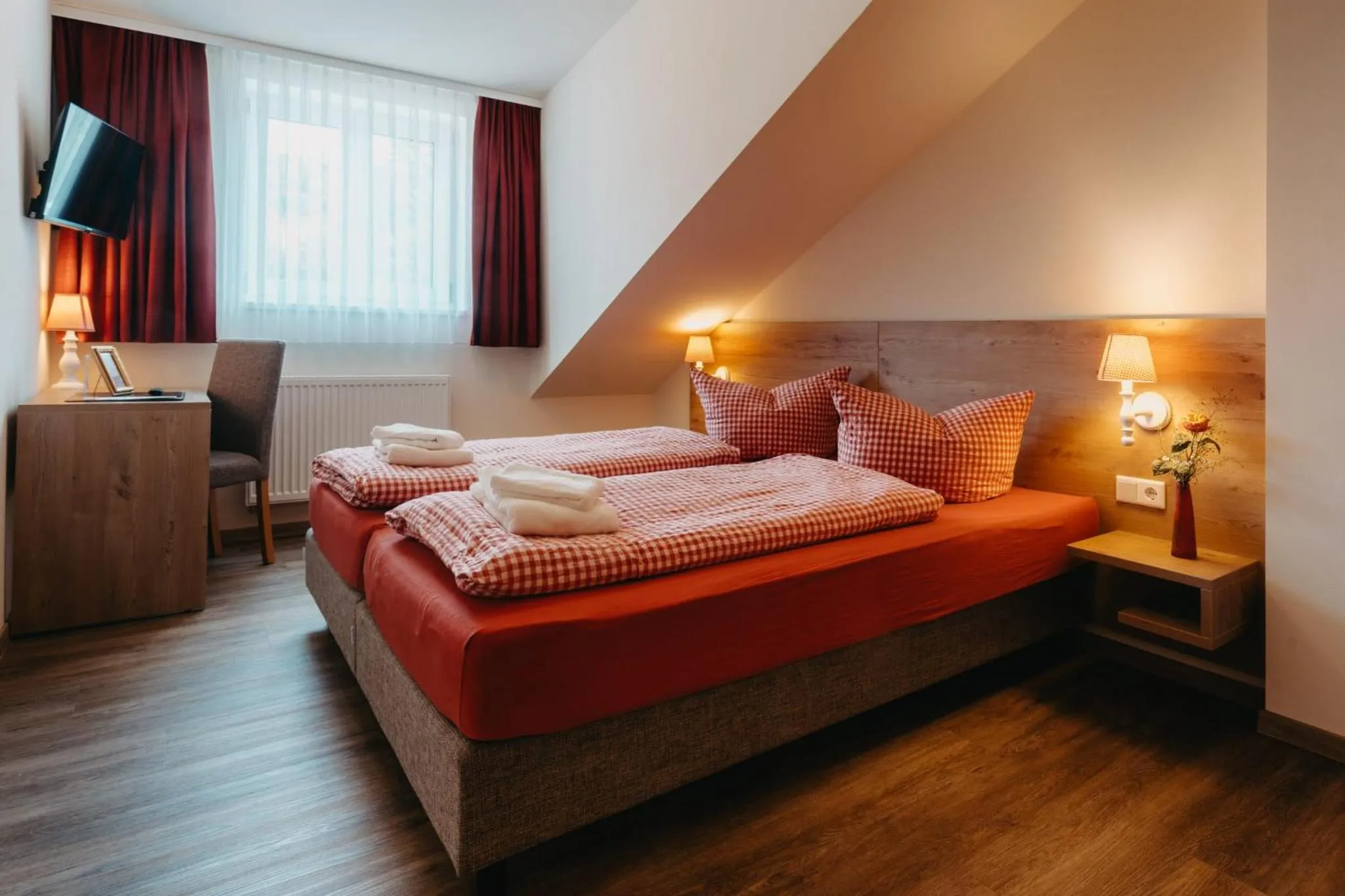 Photo of the whole room, Bed in Braugasthof Trompete