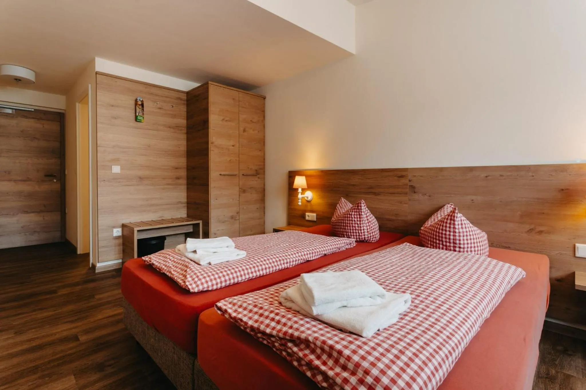 Photo of the whole room, Bed in Braugasthof Trompete