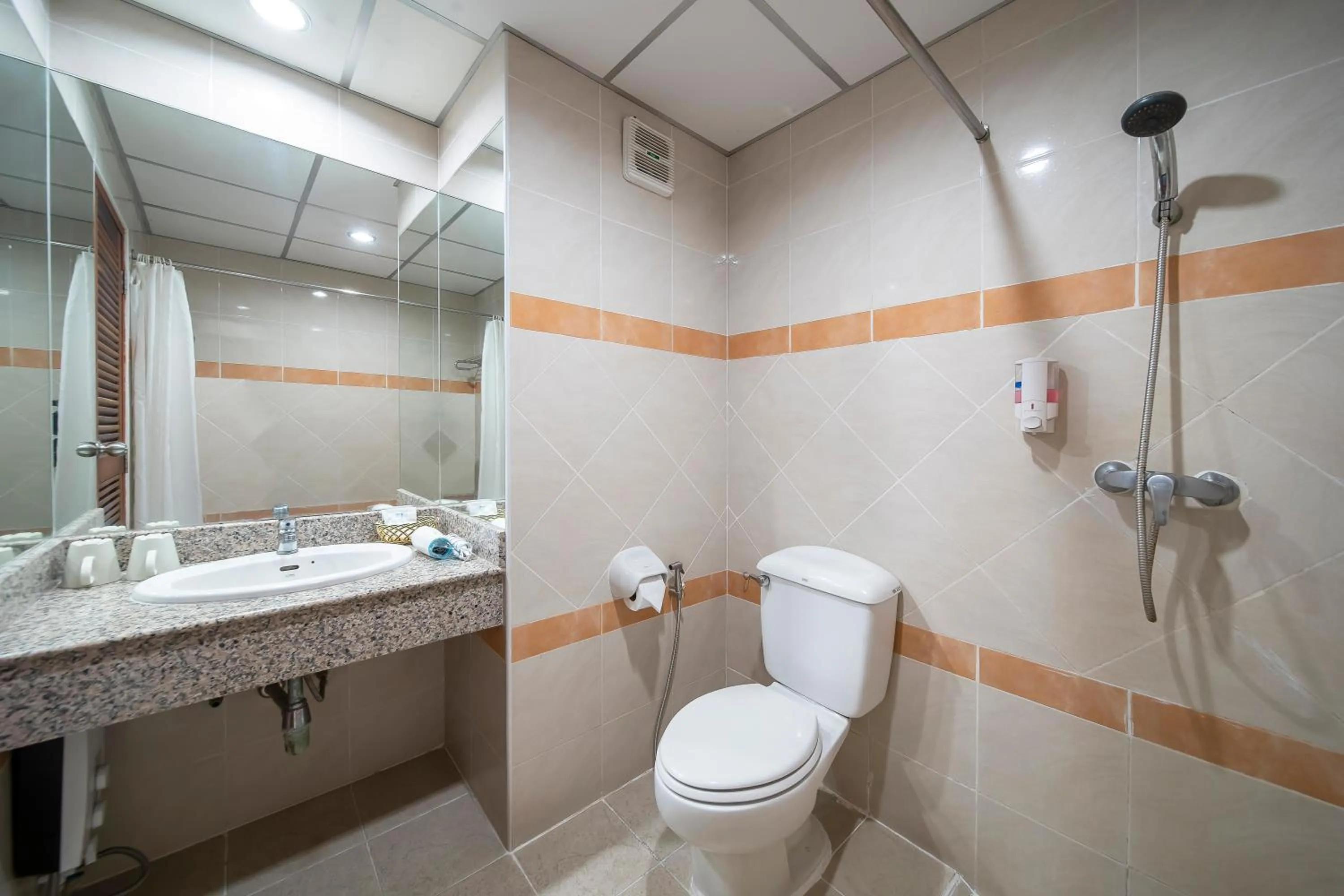 Bathroom in Bella Villa Pattaya 3rd Road