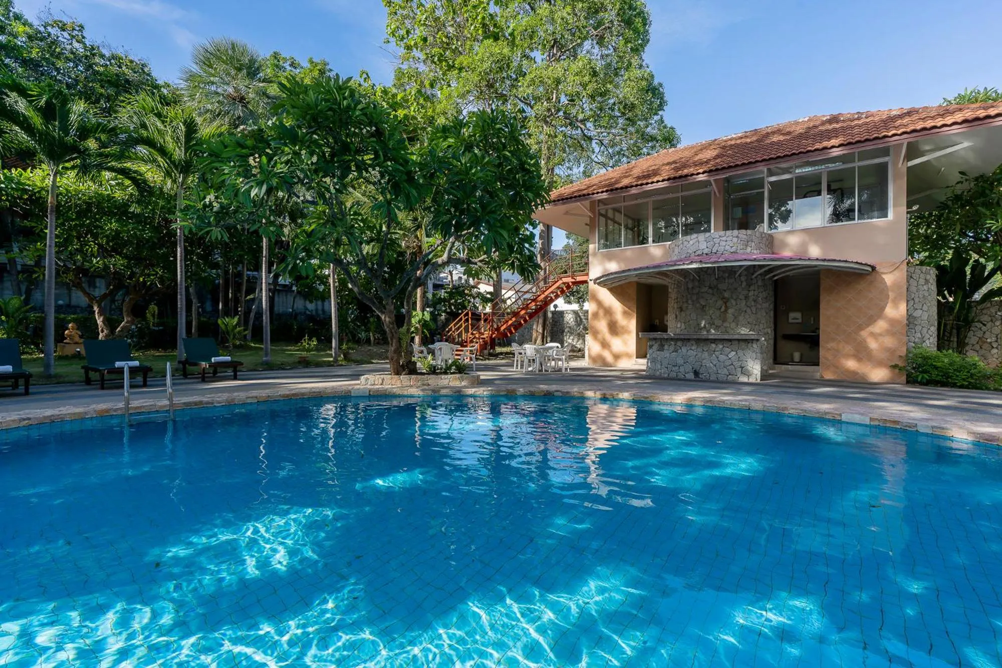 Swimming pool in Bella Villa Pattaya 3rd Road