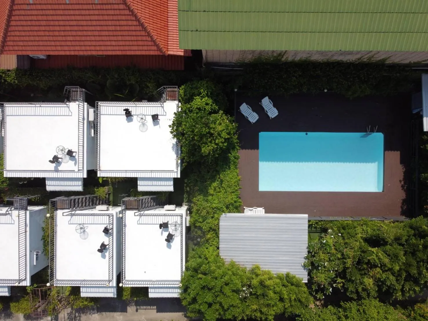 Swimming pool in Phannarai House