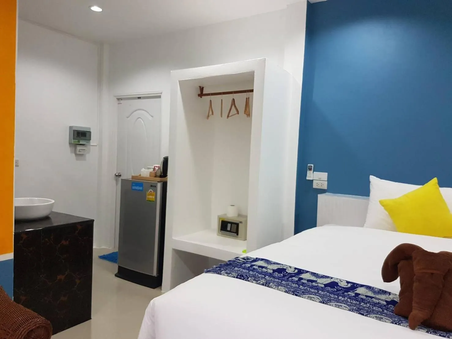 Bedroom, Bed in Phannarai House