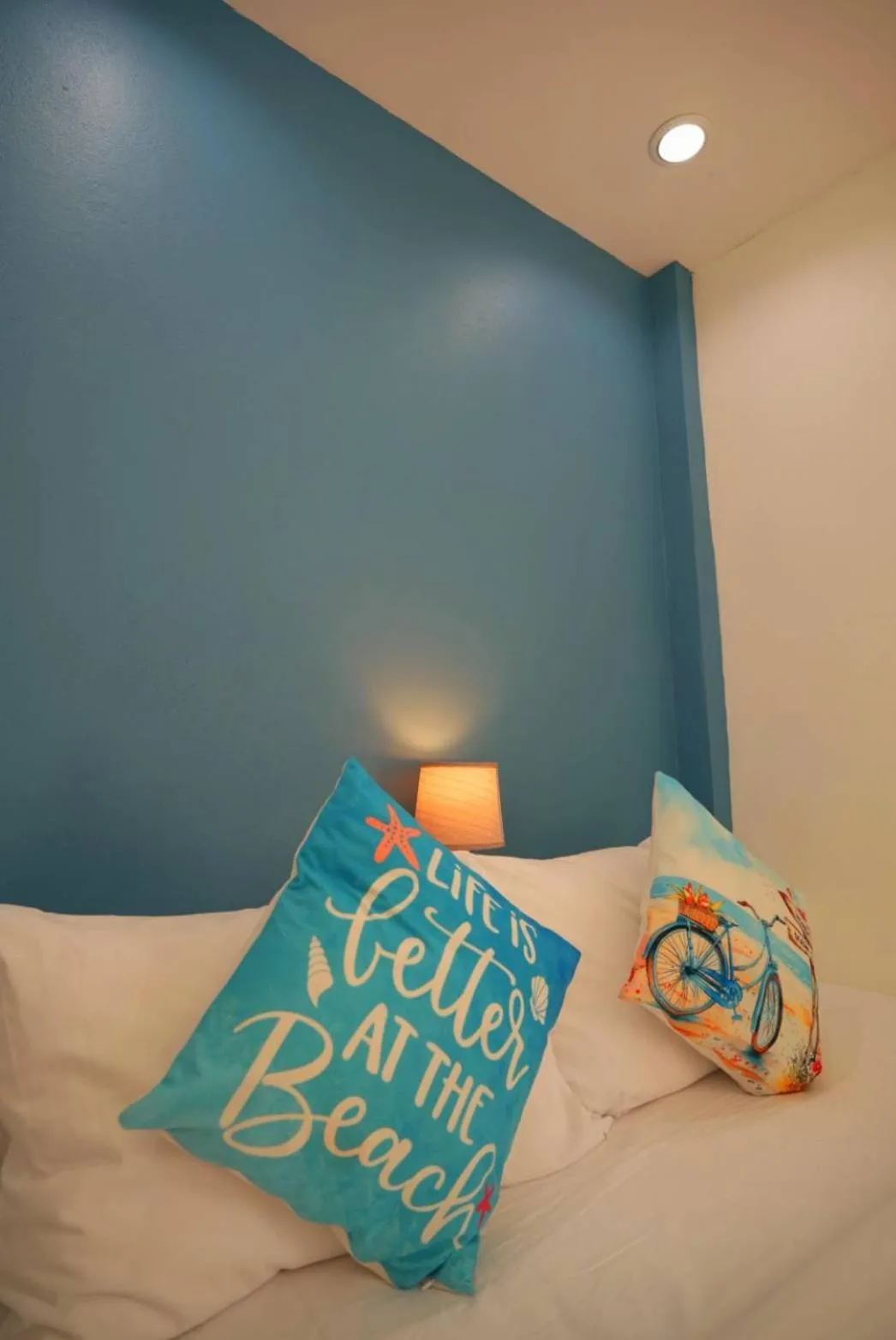 Photo of the whole room, Bed in Phannarai House