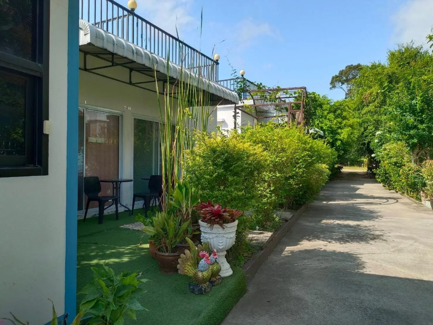 Inner courtyard view in Phannarai House
