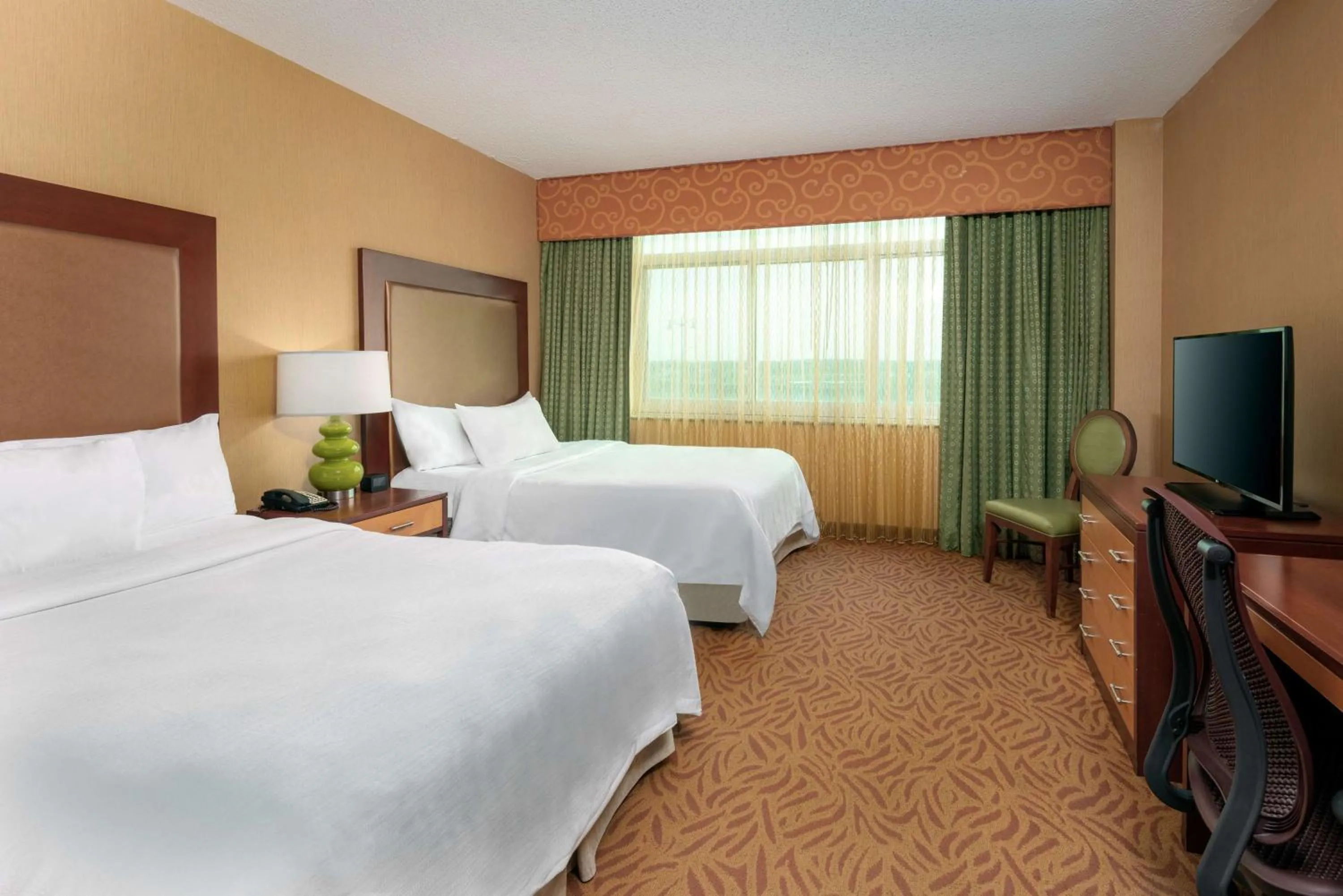 Bedroom, Bed in Embassy Suites Omaha- La Vista/ Hotel & Conference Center