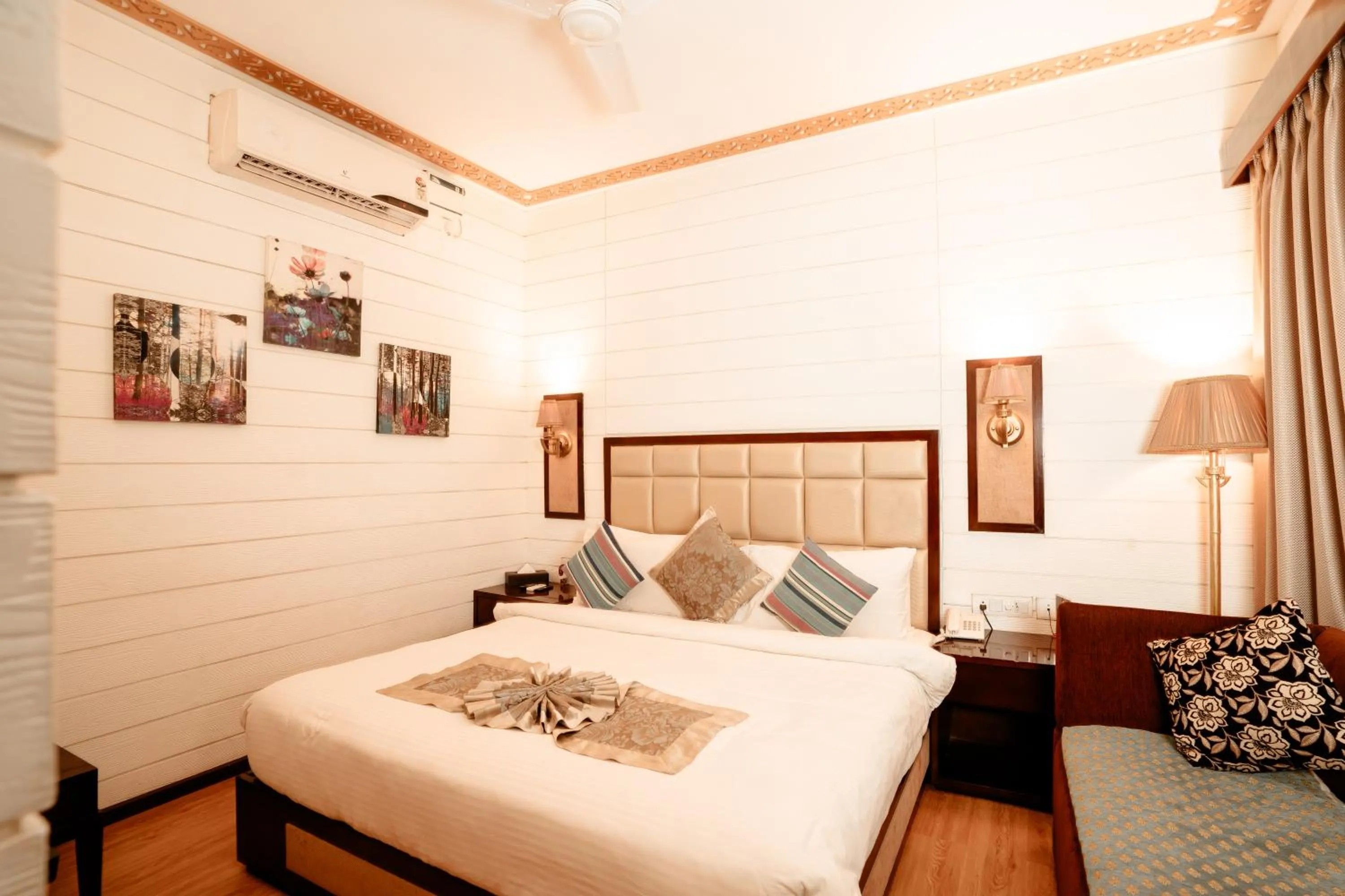 Bedroom, Bed in Sinon Baga Retreat