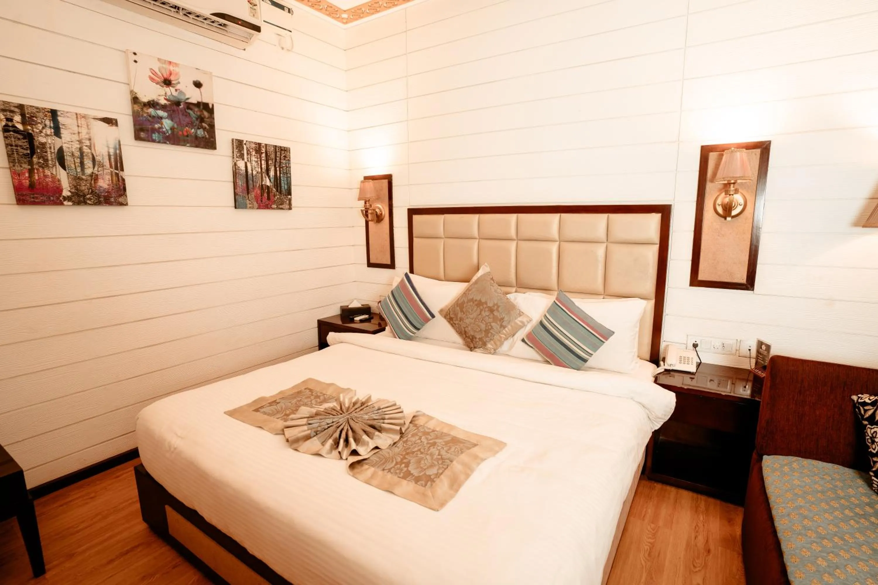 Bedroom, Bed in Sinon Baga Retreat