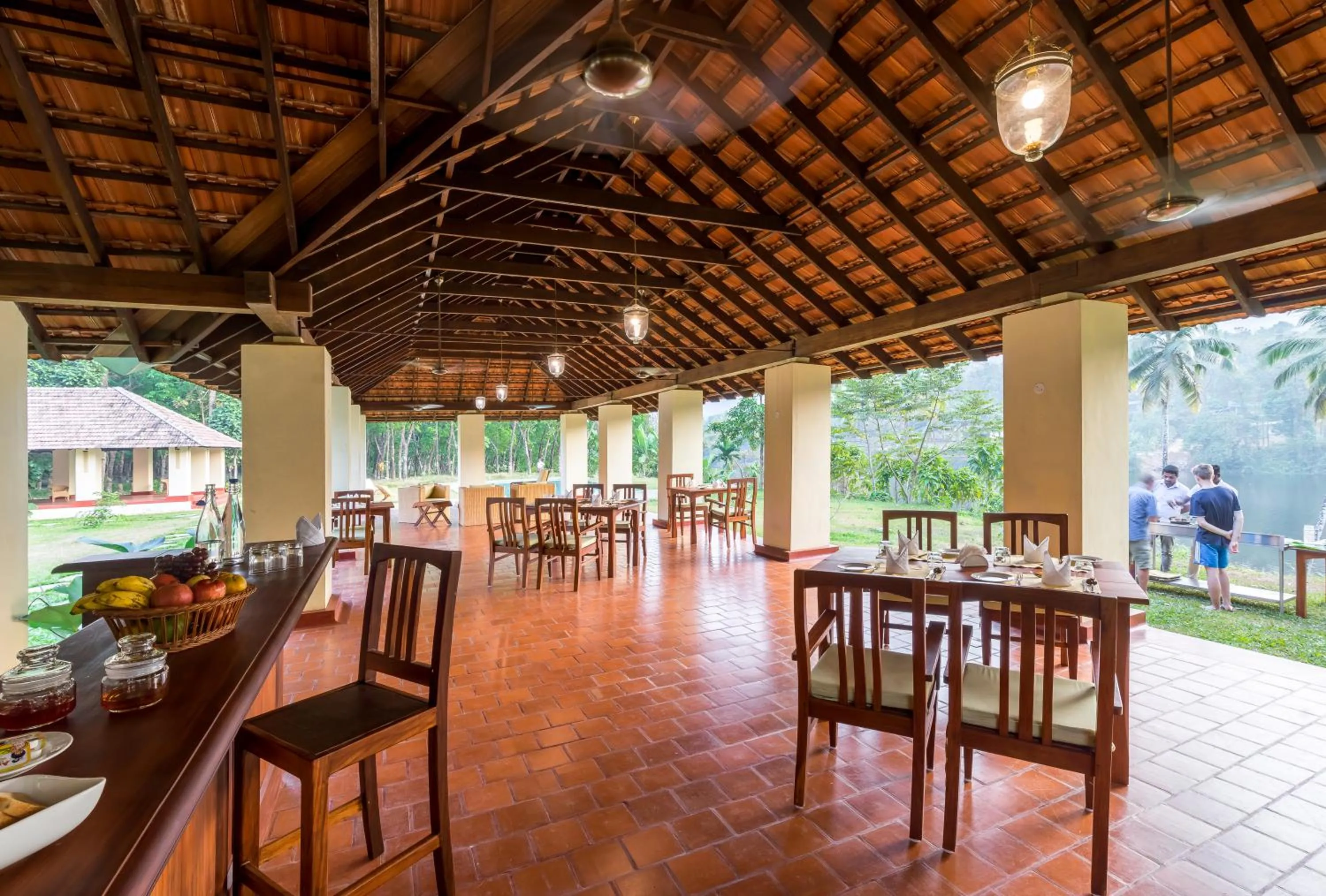 Restaurant/places to eat in Windermere River House