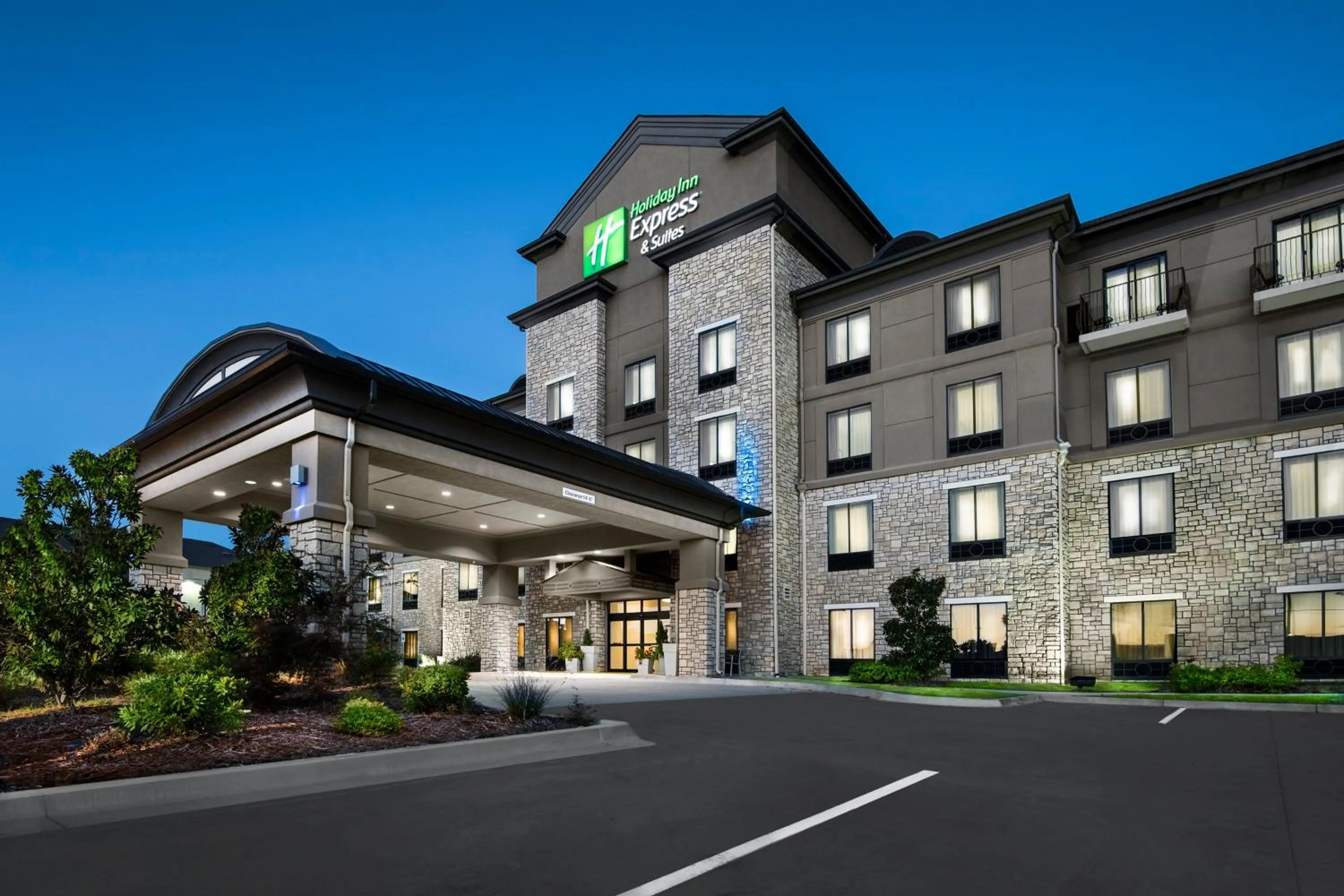 Property building in Holiday Inn Express Conway by IHG