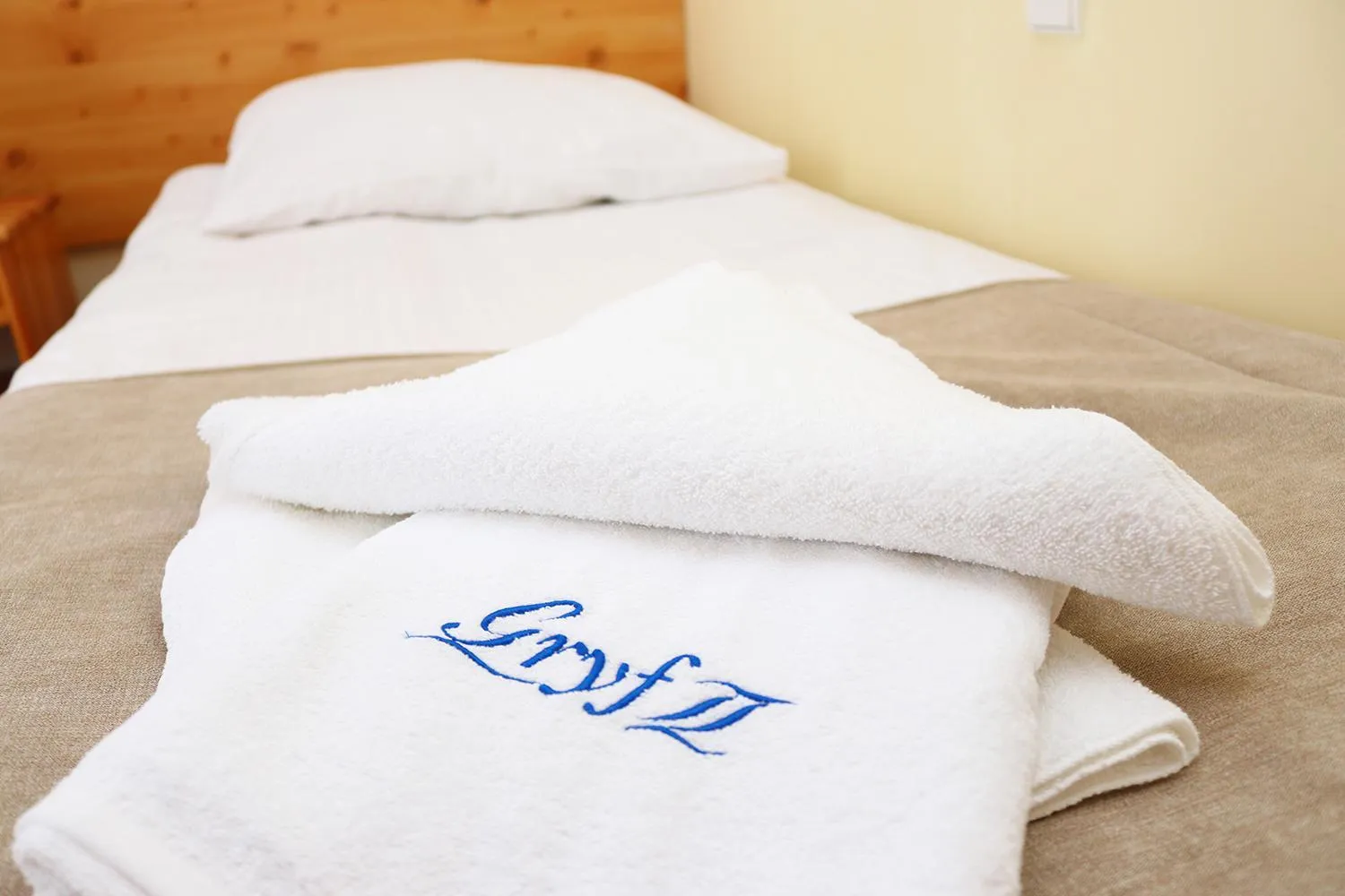 Bed in Ośrodek Wypoczynkowy Gryf II