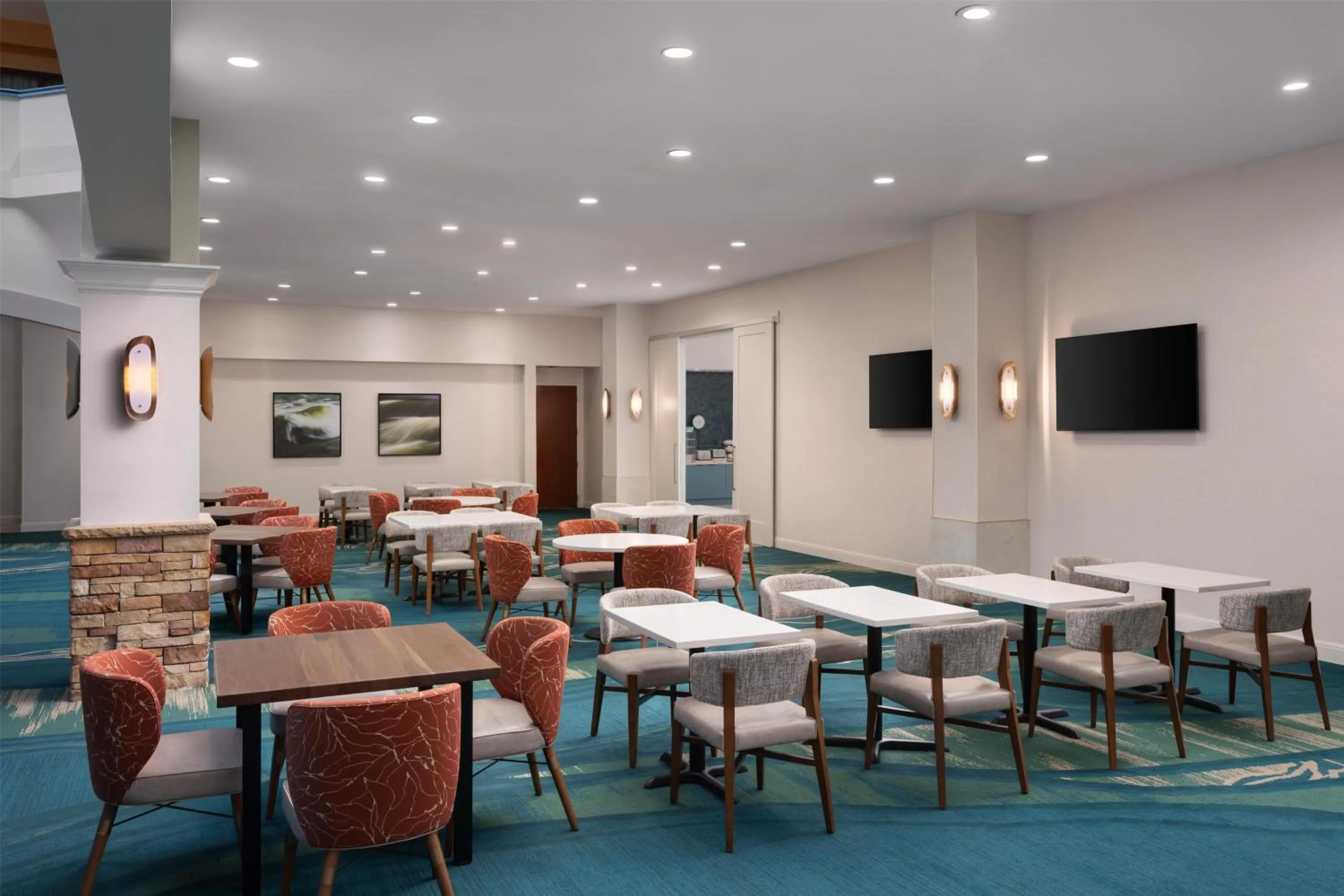 Breakfast in Embassy Suites San Marcos Hotel Conference Center