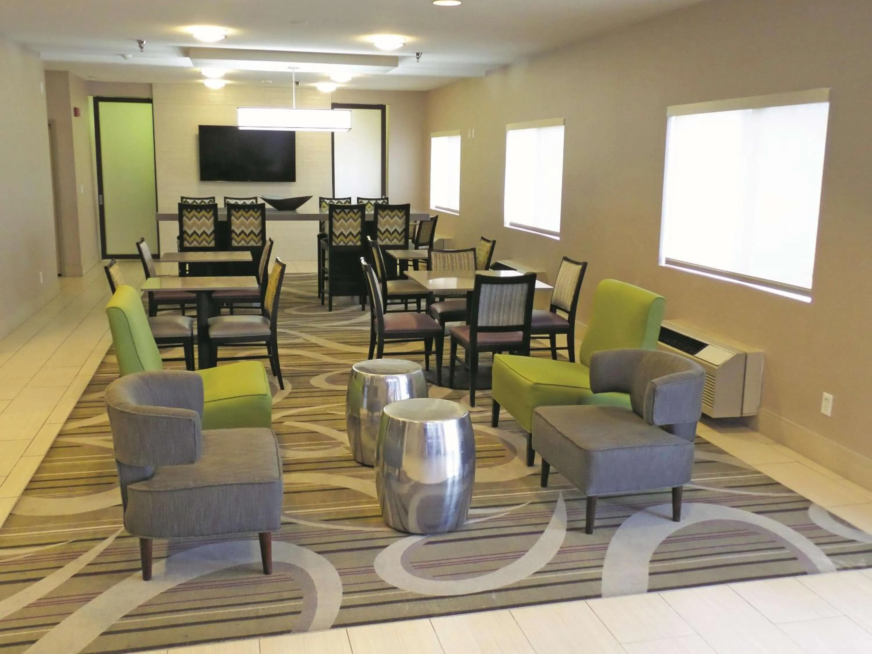 Restaurant/places to eat in La Quinta Inn by Wyndham Lincoln
