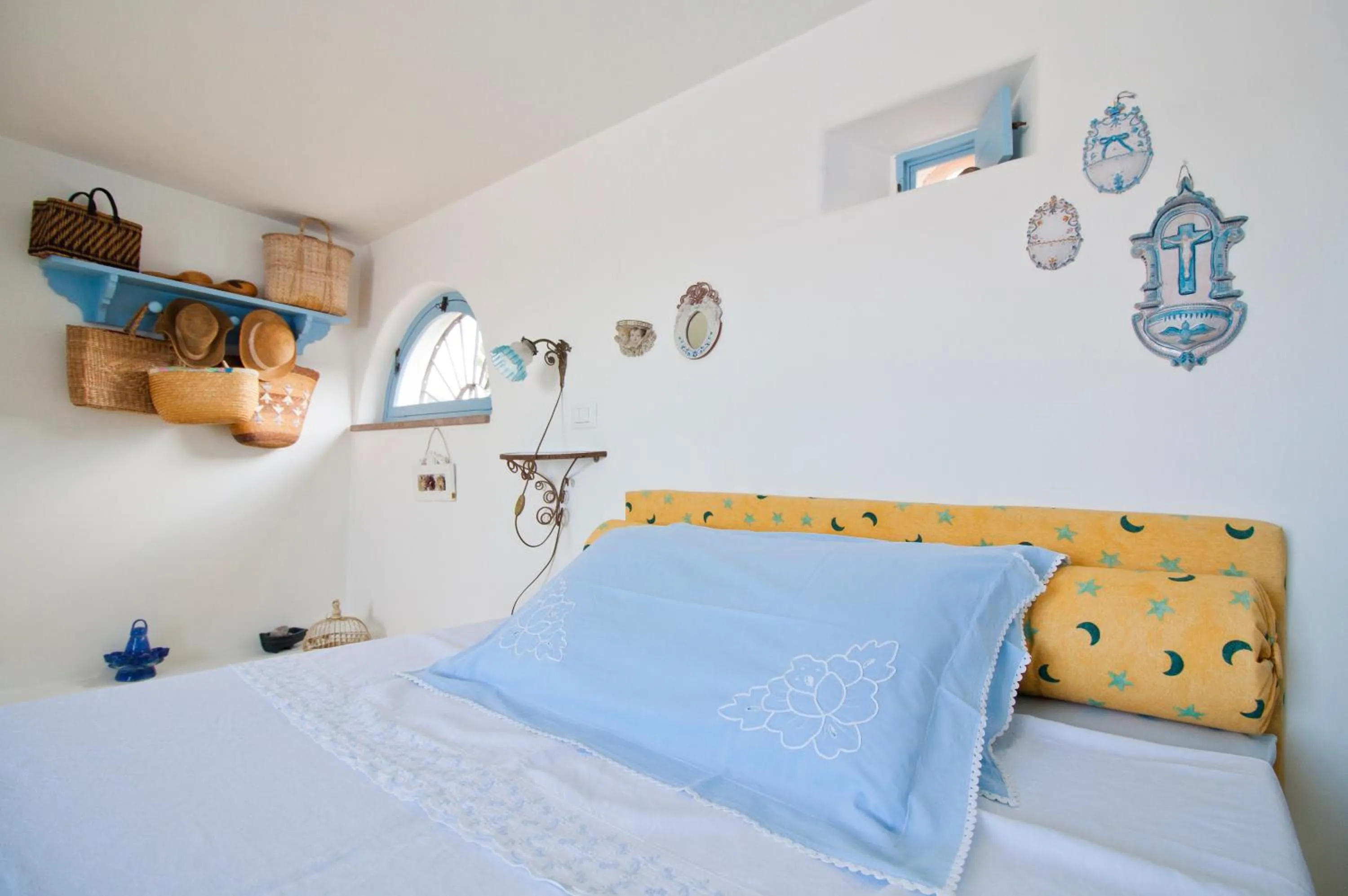 Bed in Casa Elisa Lipari