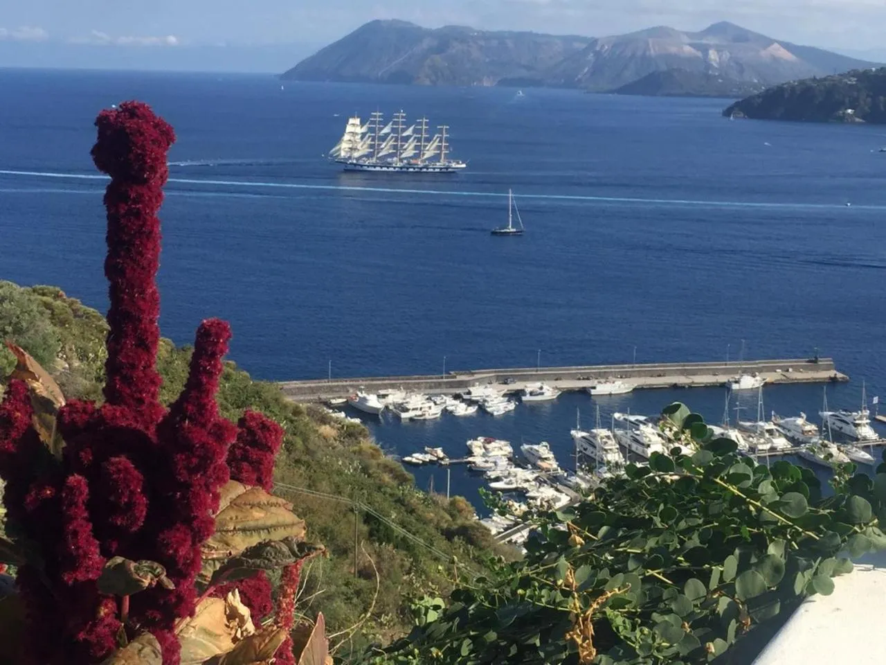 Property building in Casa Elisa Lipari