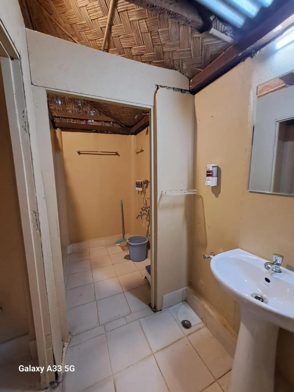Bathroom in Nature Hunt Eco Camp