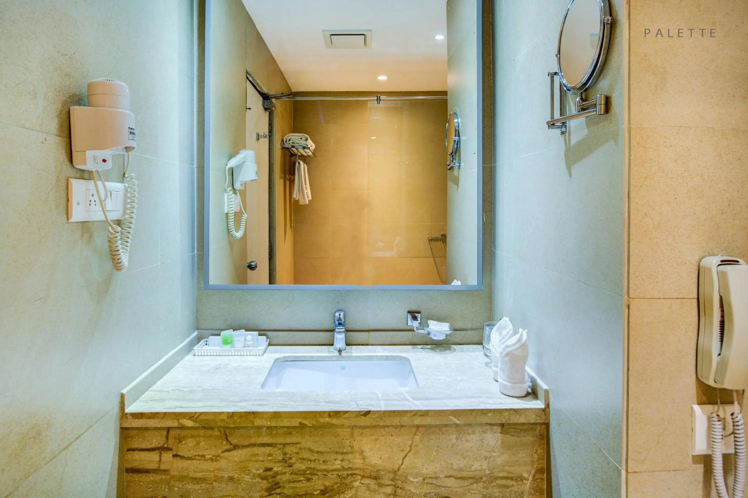 Shower in JK Residency Kelakam