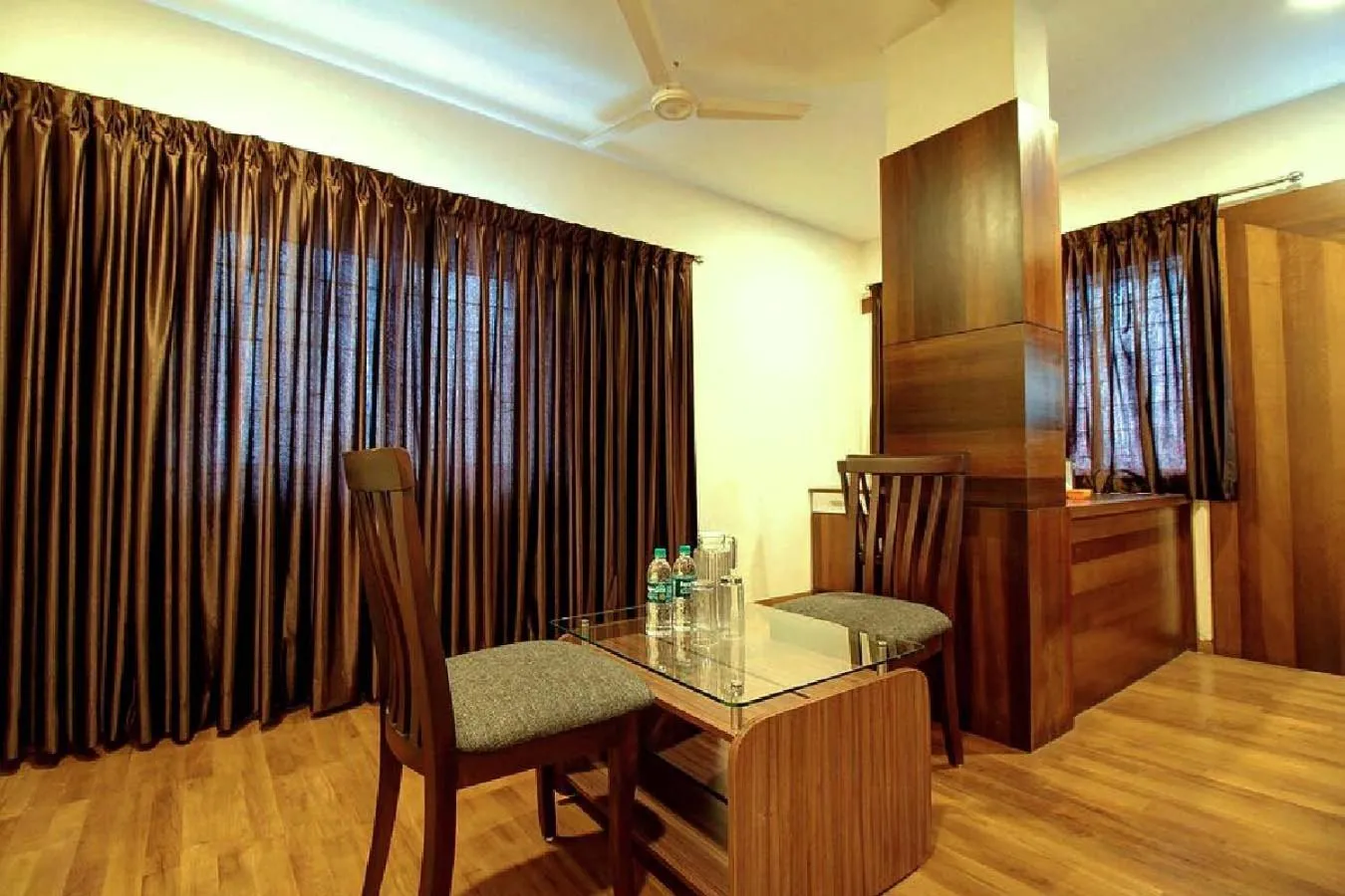 Dining area in Traders Hotel - Kankanady, Mangalore
