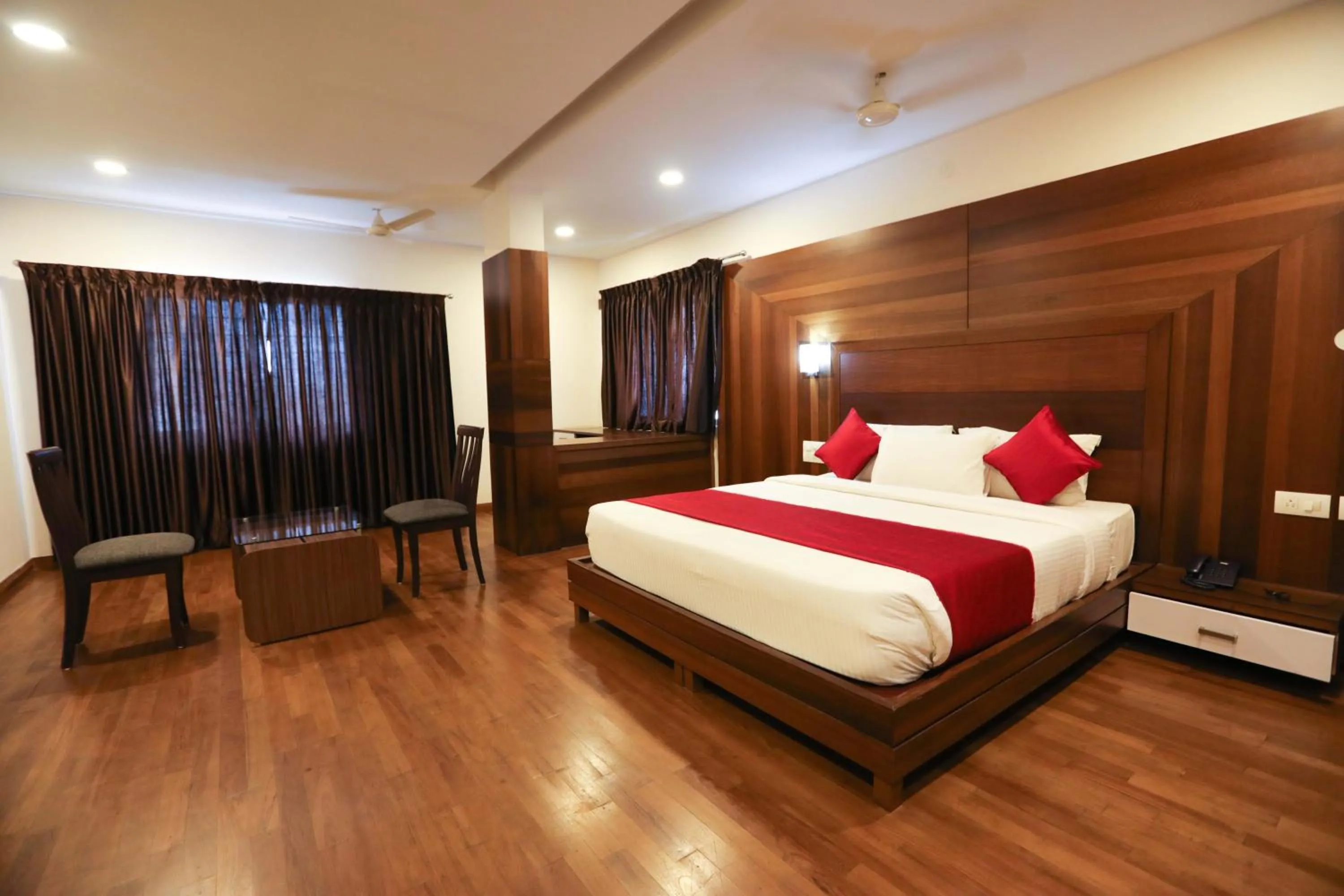 Traders Hotel - Kankanady, Mangalore
