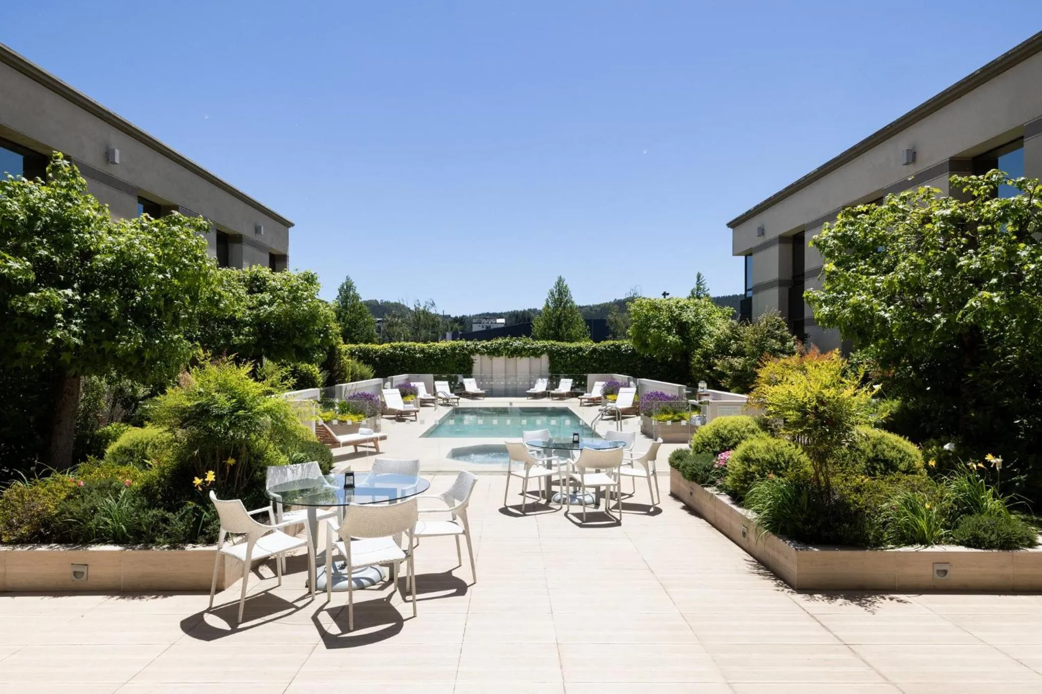 Swimming pool in Holiday Inn Express - Temuco by IHG