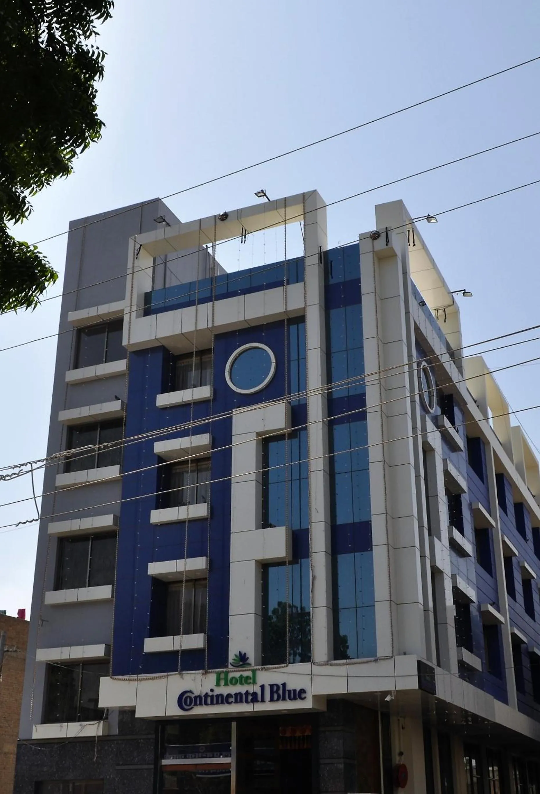 Property building in Hotel Continental Blue
