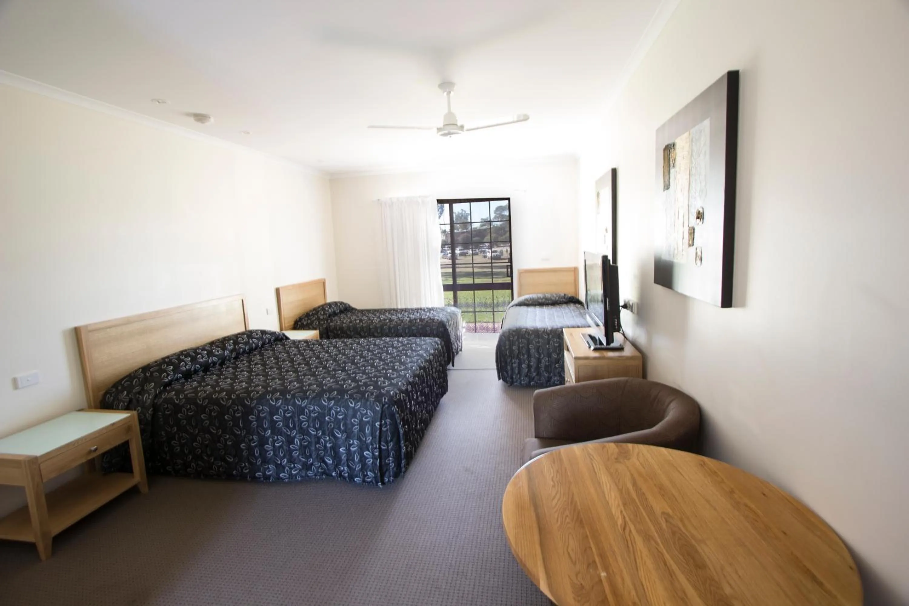 Bed in Tocumwal Golf Resort
